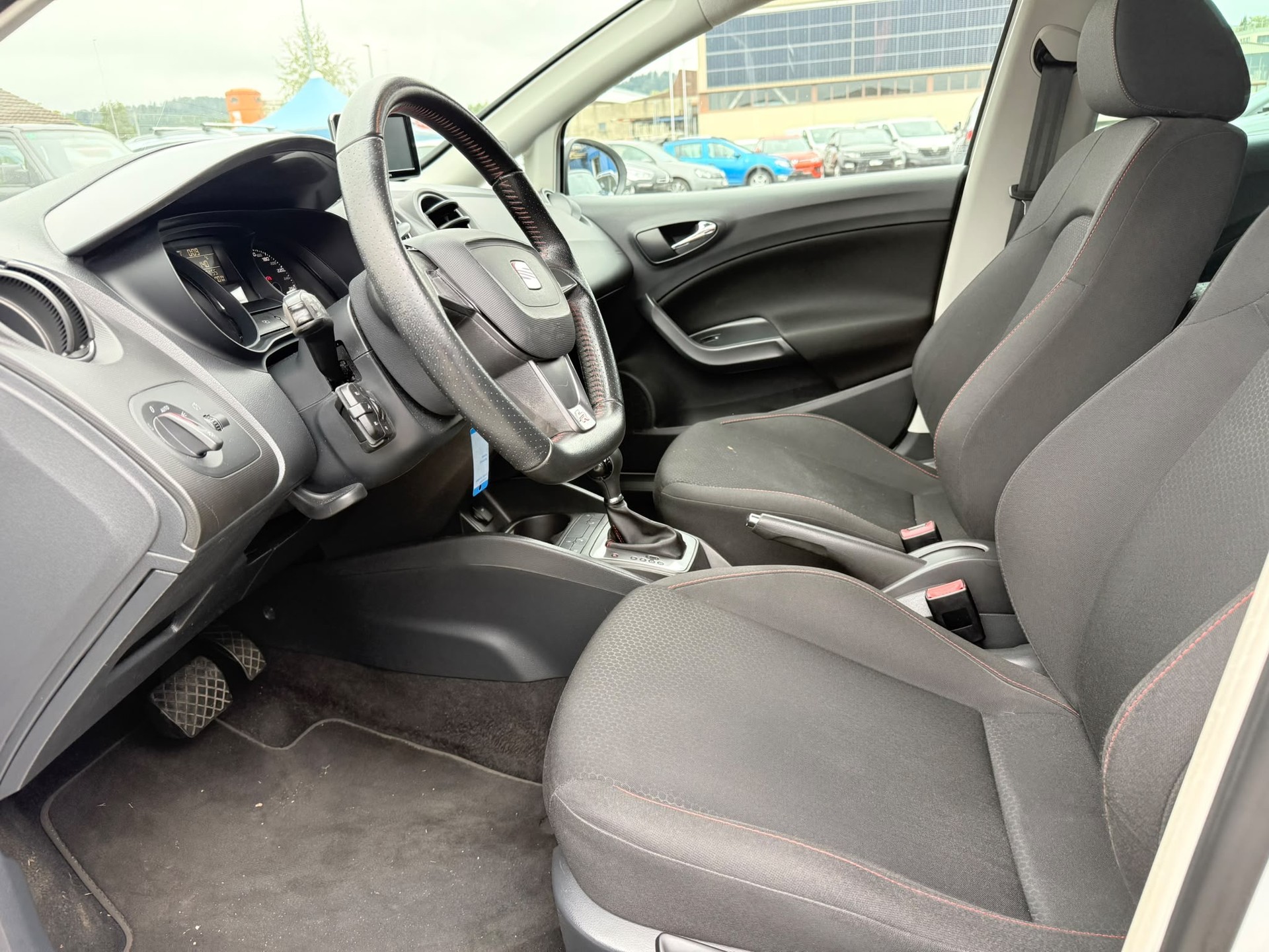 SEAT Ibiza 1.2 TSI FR DSG-image-5