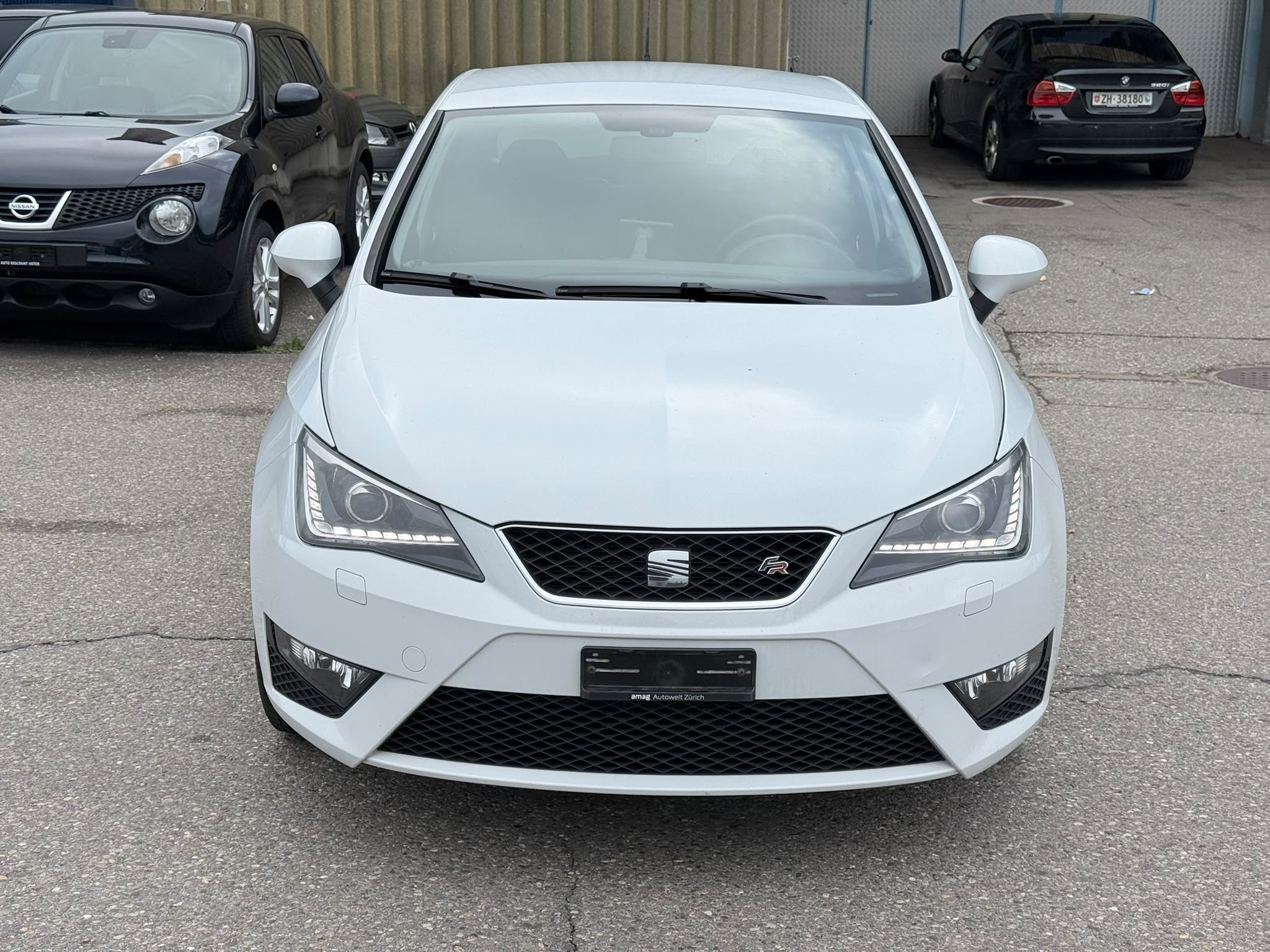 Car photo
