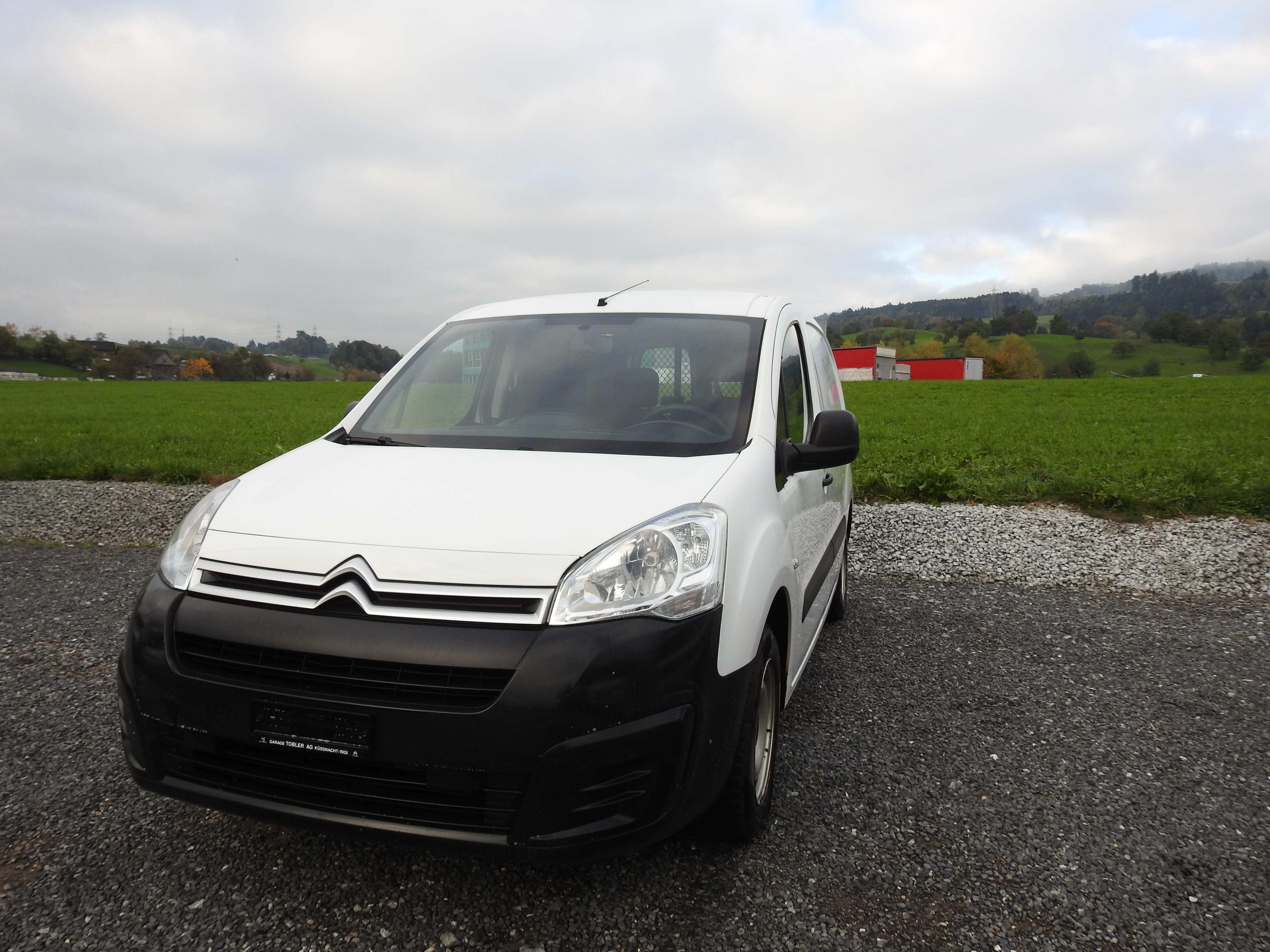 Car photo