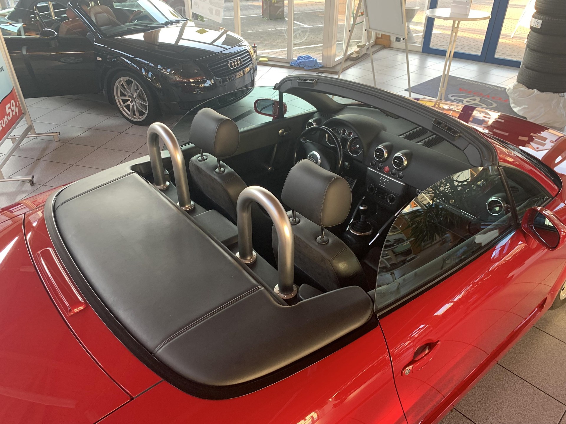 AUDI TT Roadster 1.8 T quattro-image-2