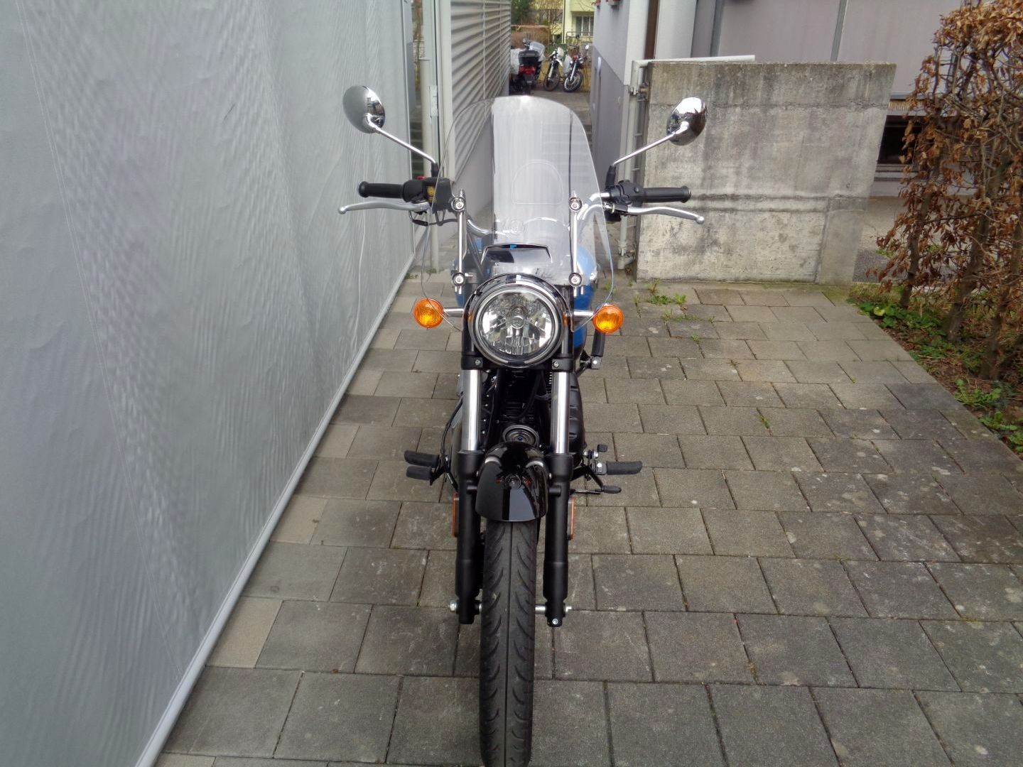 ROYAL ENFIELD METEOR SUPERNOVA 350 E5-showroom-element-3