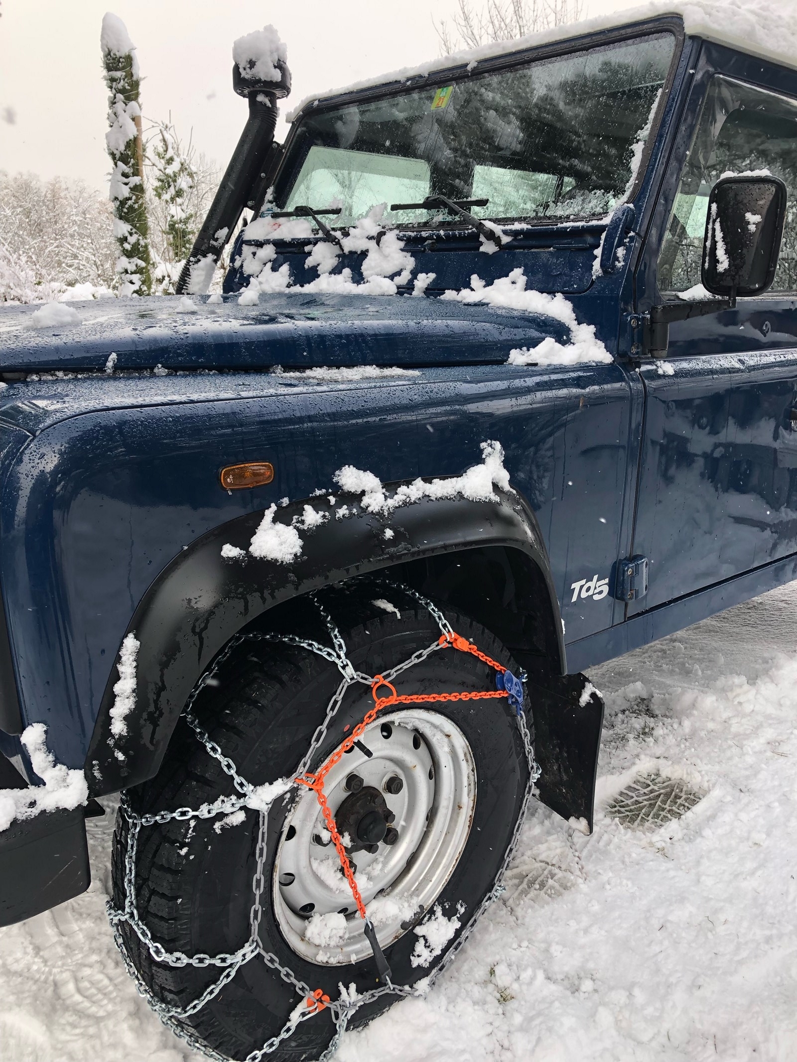 LAND ROVER Defender 110 SW 2.5 Td5-image-4
