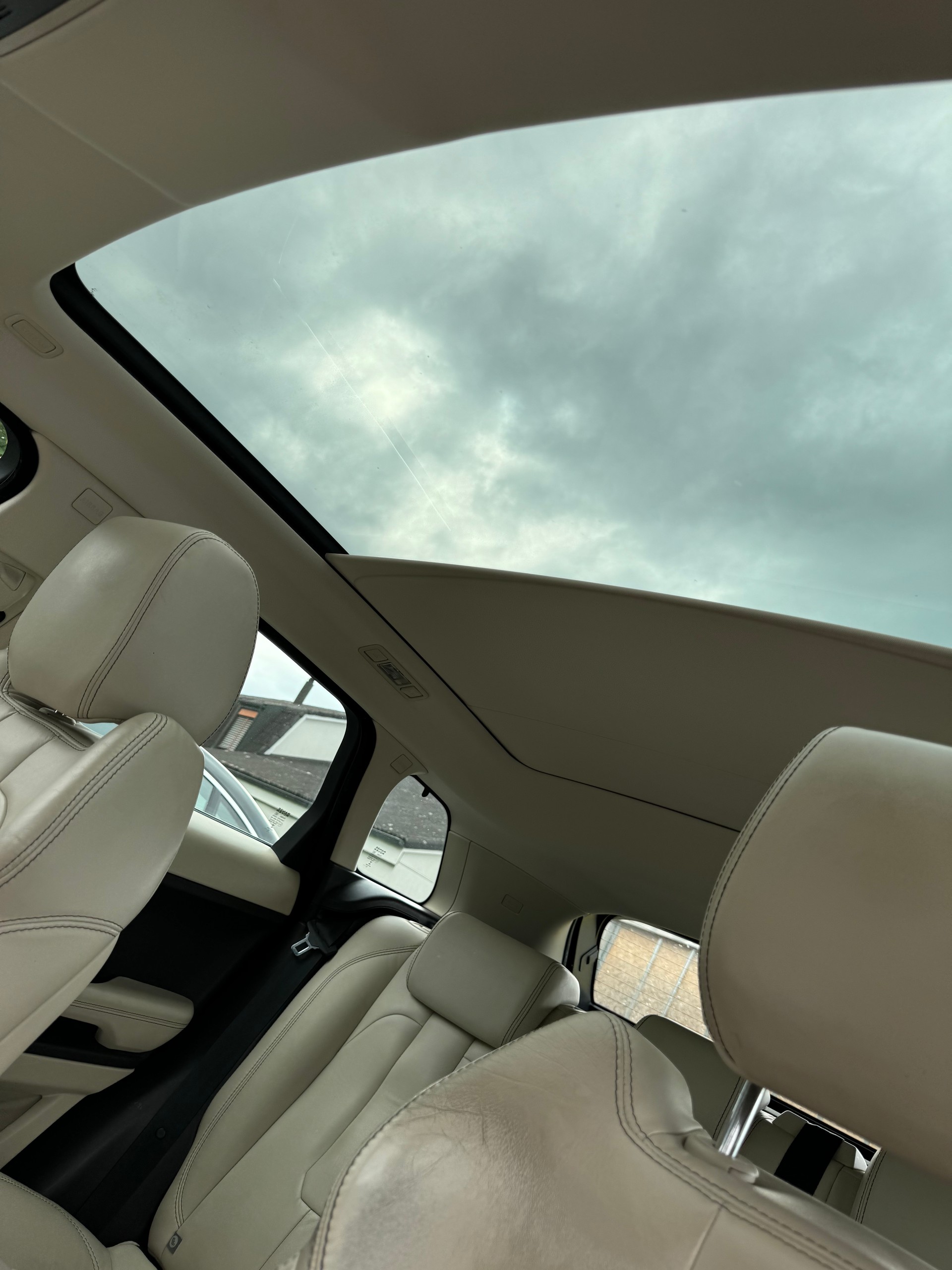LAND ROVER Range Rover Evoque 2.0 Si4 Prestige AT6-image-17