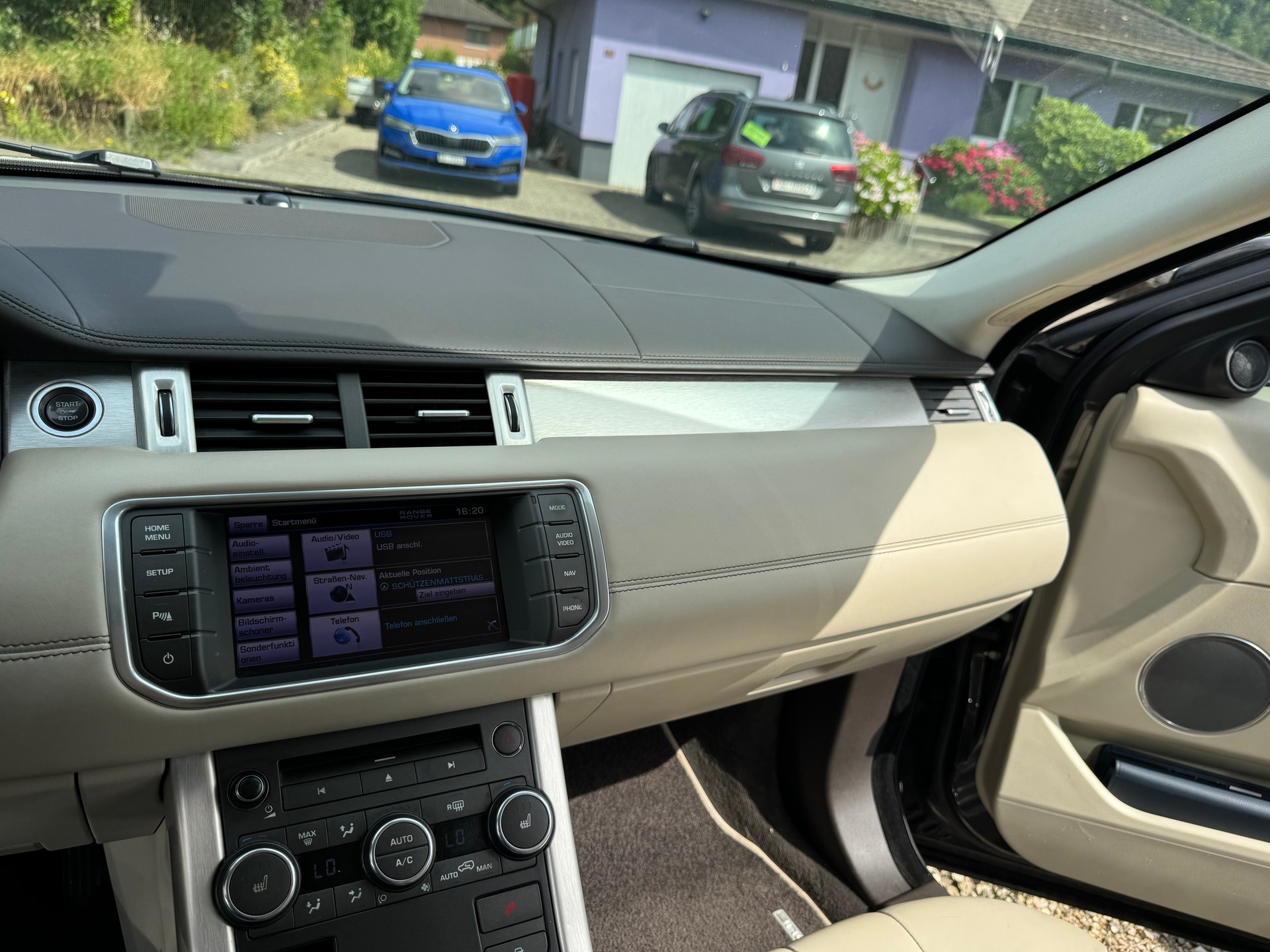 LAND ROVER Range Rover Evoque 2.0 Si4 Prestige AT6-image-7