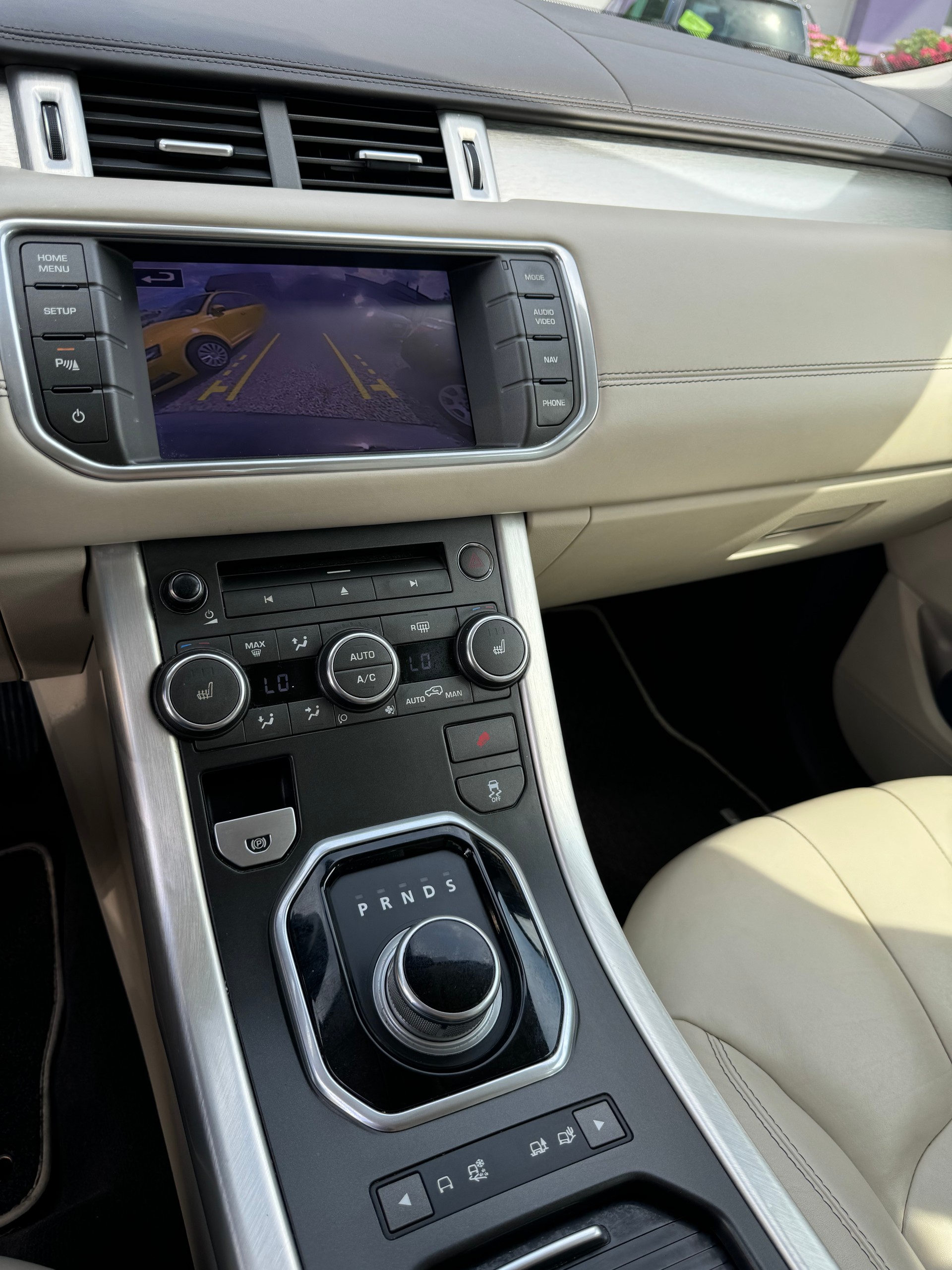 LAND ROVER Range Rover Evoque 2.0 Si4 Prestige AT6-image-15