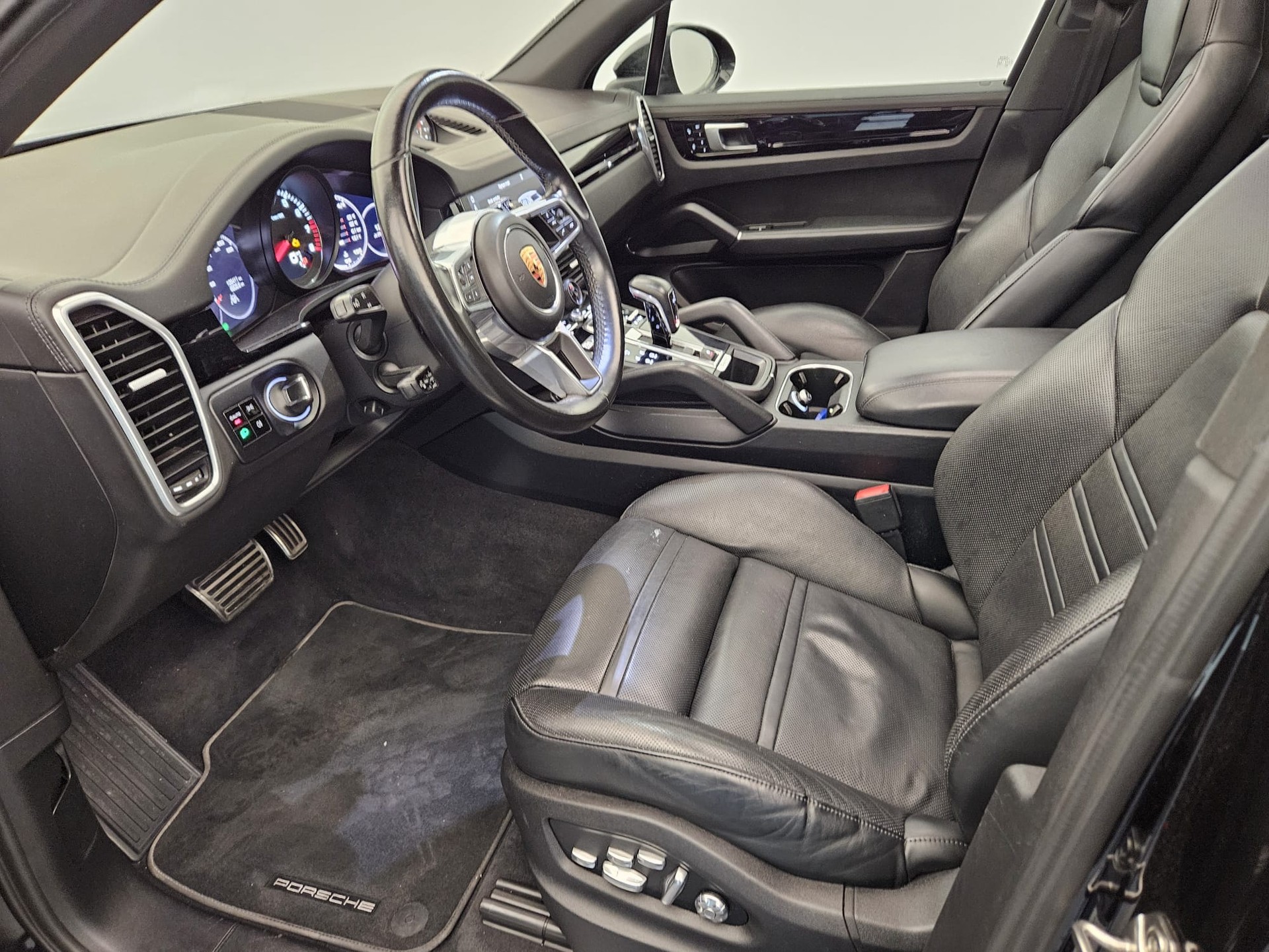PORSCHE Cayenne S-image-10
