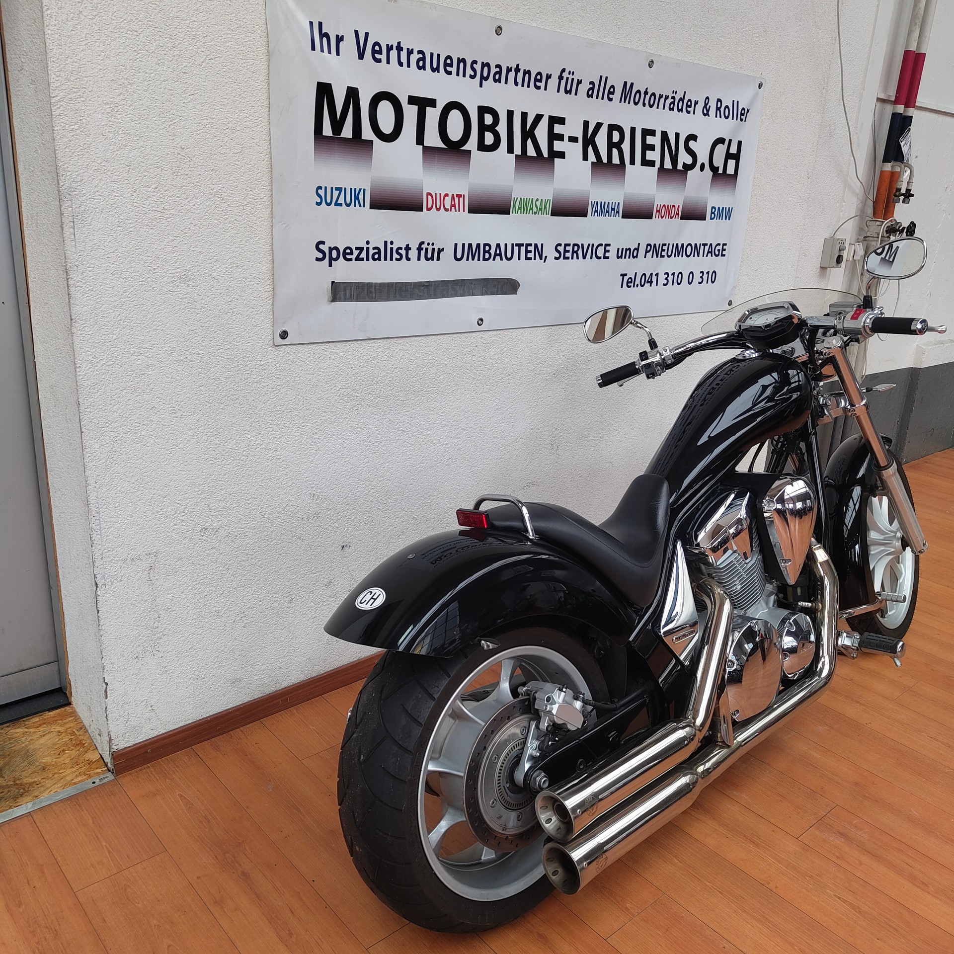 HONDA VT 1300 CX ABS-image-1