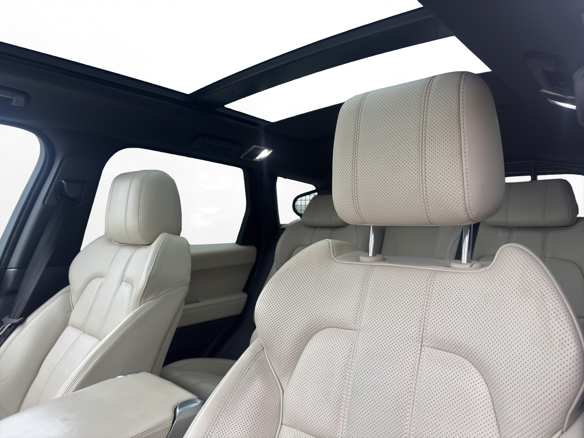 LAND ROVER Range Rover Sport 3.0 SDV6 HSE Dynamic Automatic-image-10