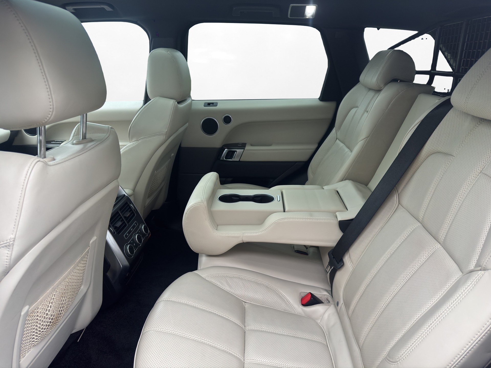 LAND ROVER Range Rover Sport 3.0 SDV6 HSE Dynamic Automatic-image-11
