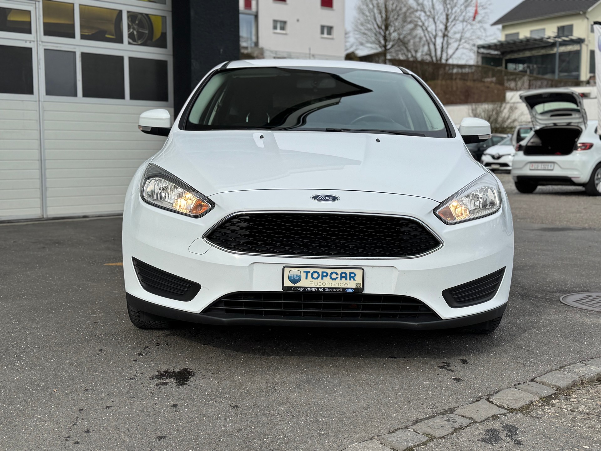 FORD Focus 1.0 SCTi Trend-image-1