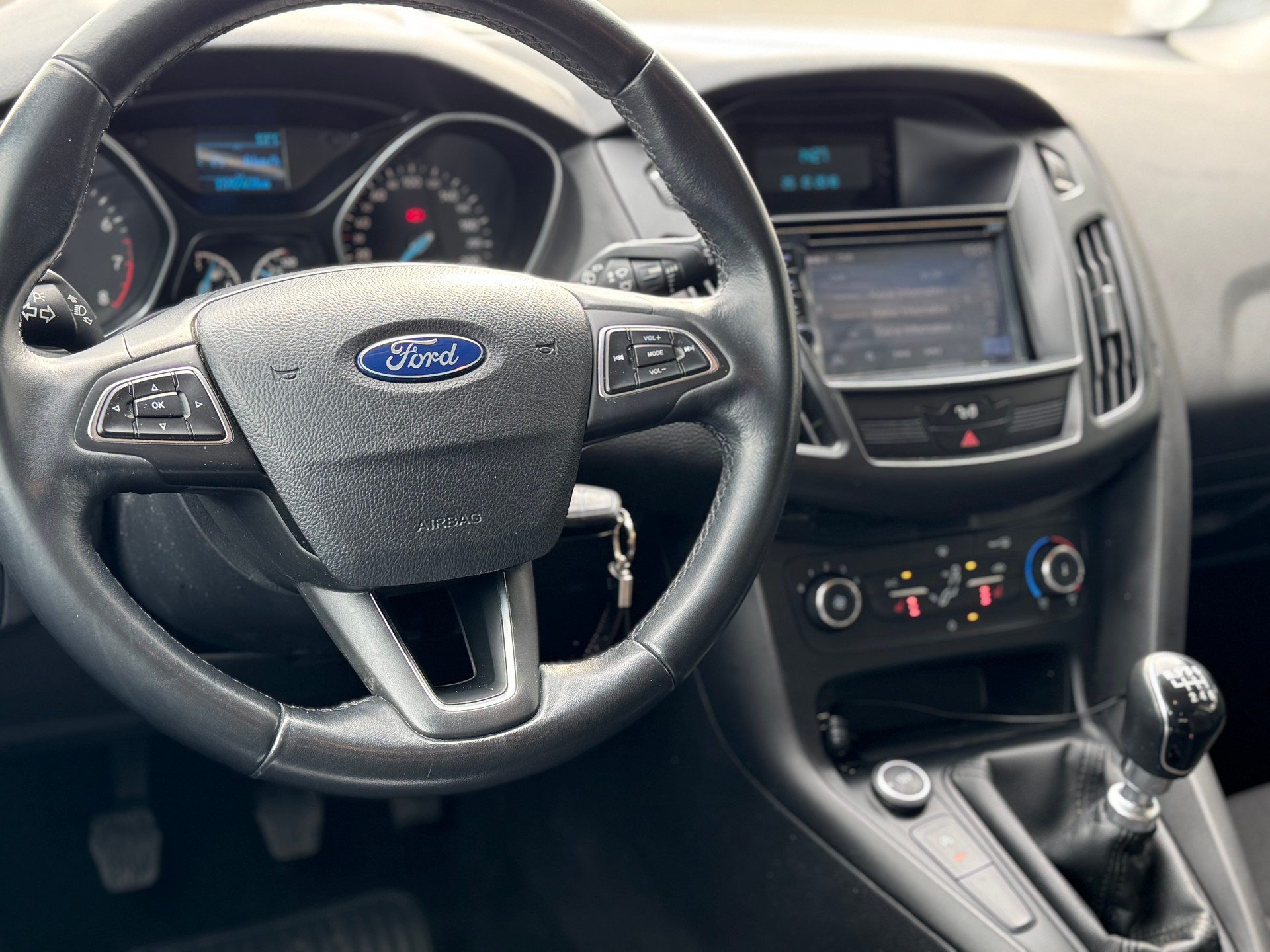 FORD Focus 1.0 SCTi Trend-image-7