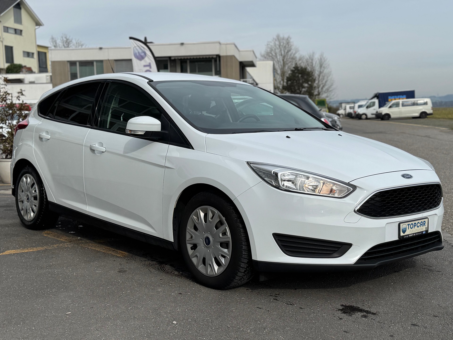 FORD Focus 1.0 SCTi Trend-image-0