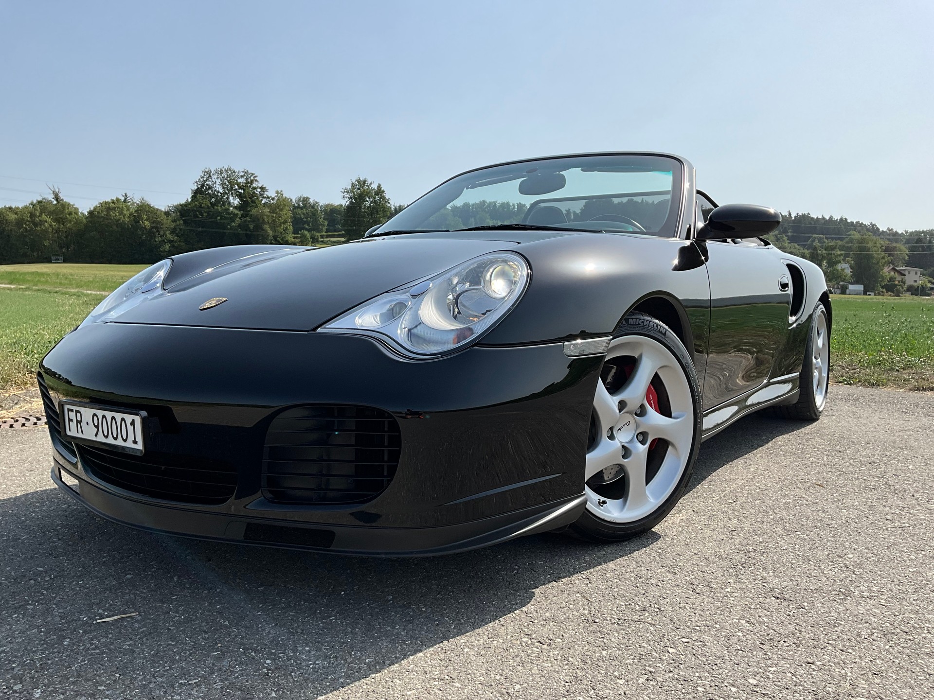 PORSCHE 911 Turbo Cabrio-image-1
