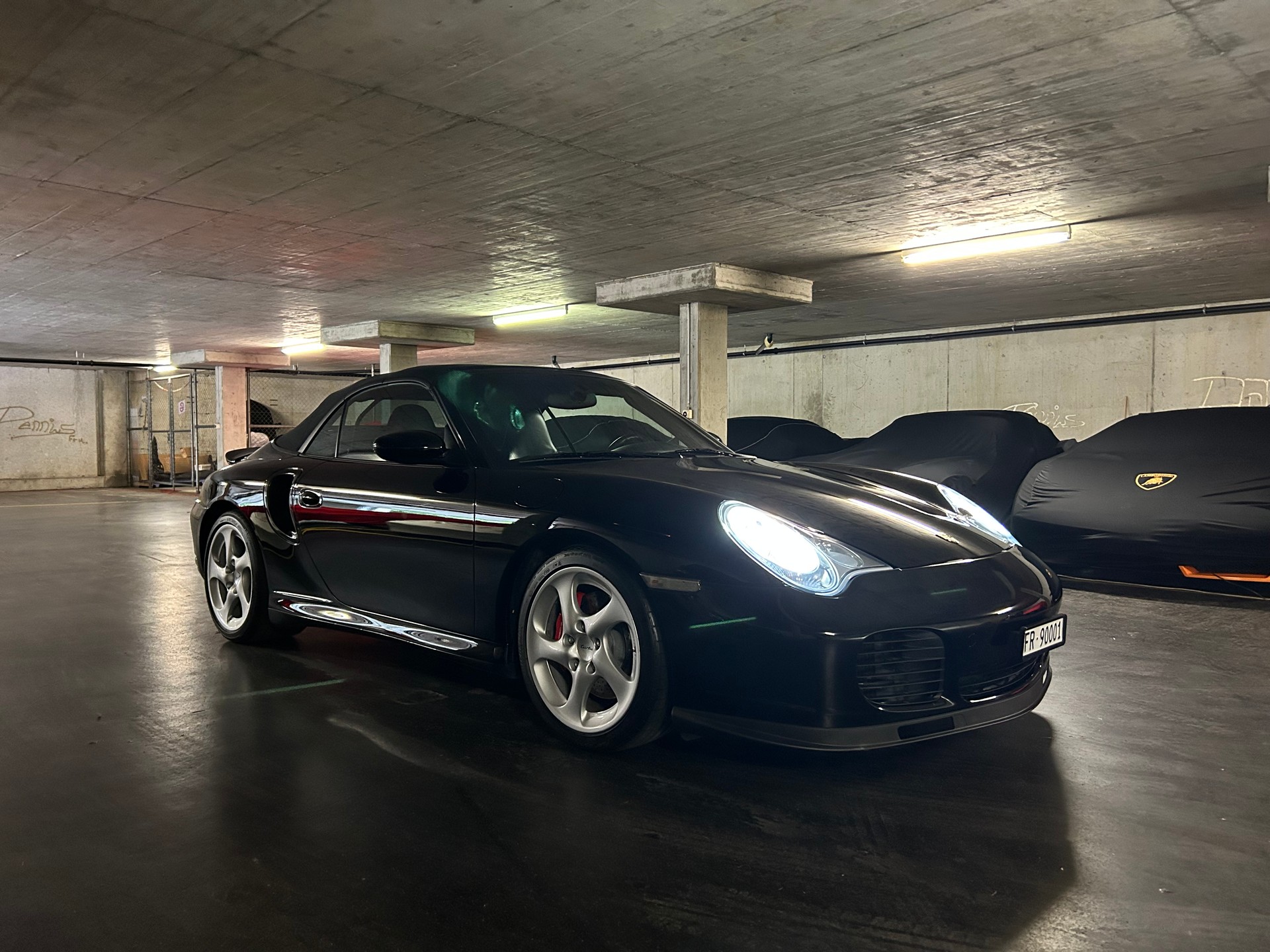 PORSCHE 911 Turbo Cabrio-image-0