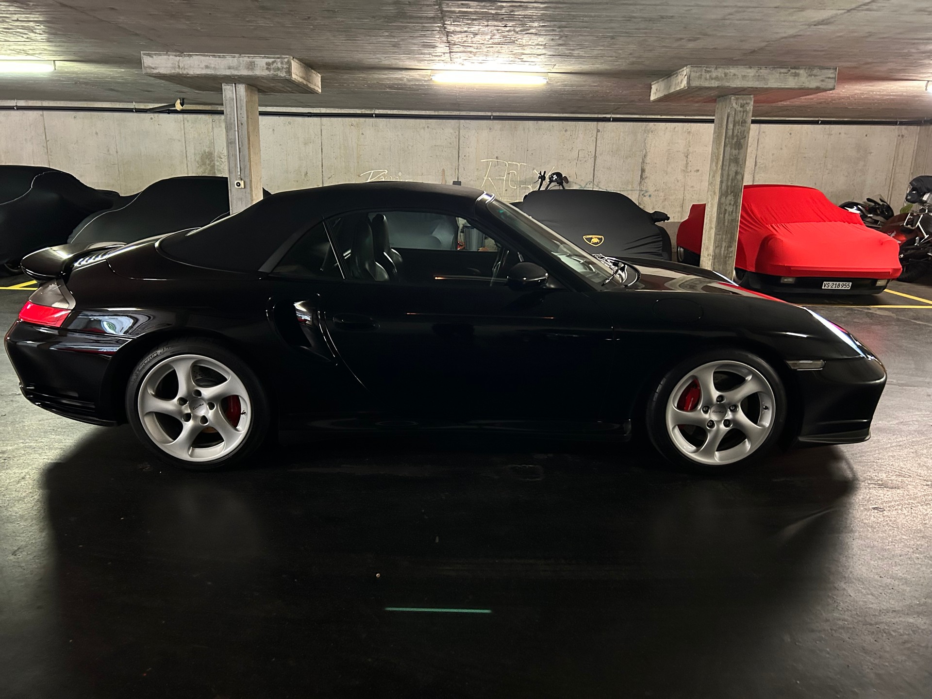 PORSCHE 911 Turbo Cabrio-image-1