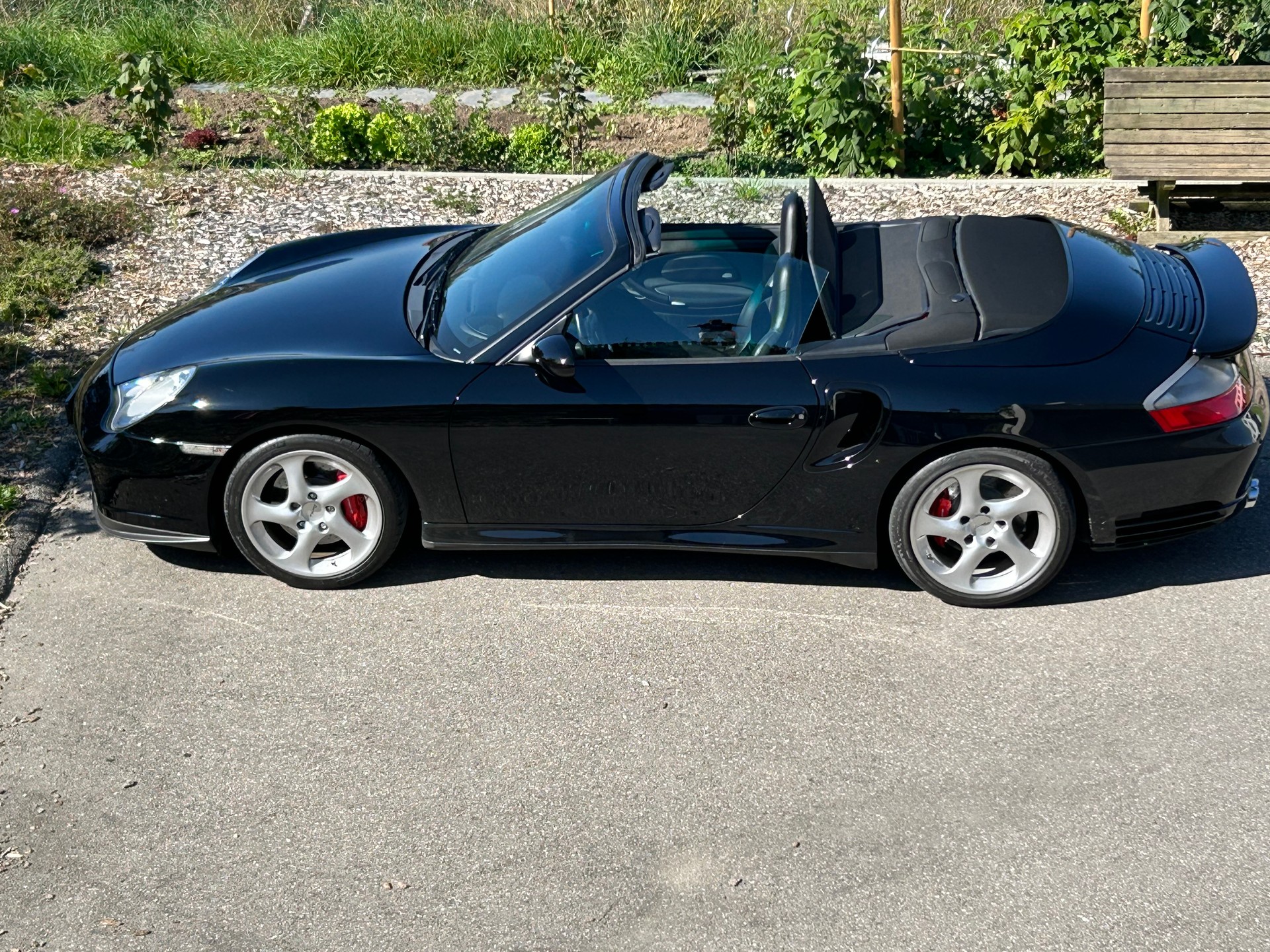 PORSCHE 911 Turbo Cabrio-image-4