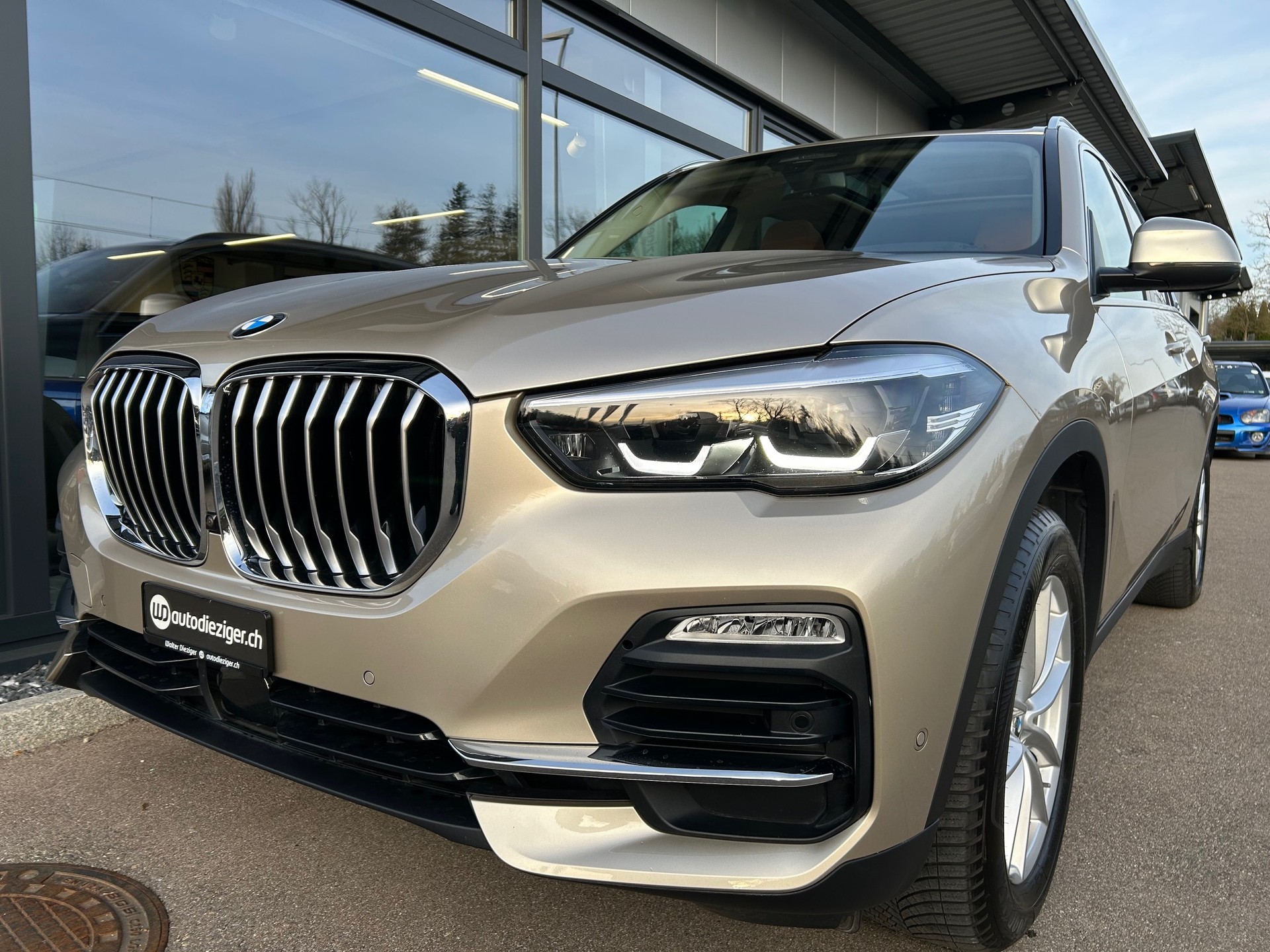 BMW X5 xDrive 40i Steptronic-image-1