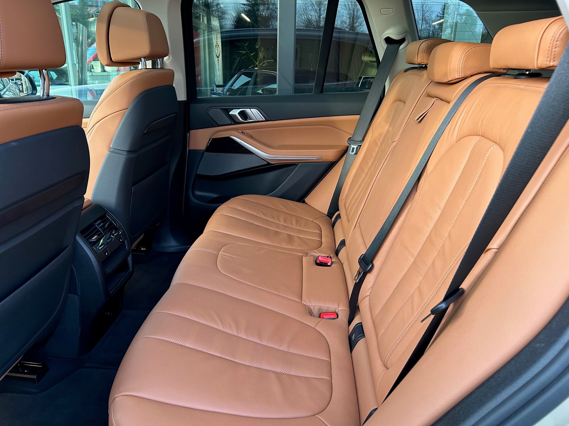 BMW X5 xDrive 40i Steptronic-image-10