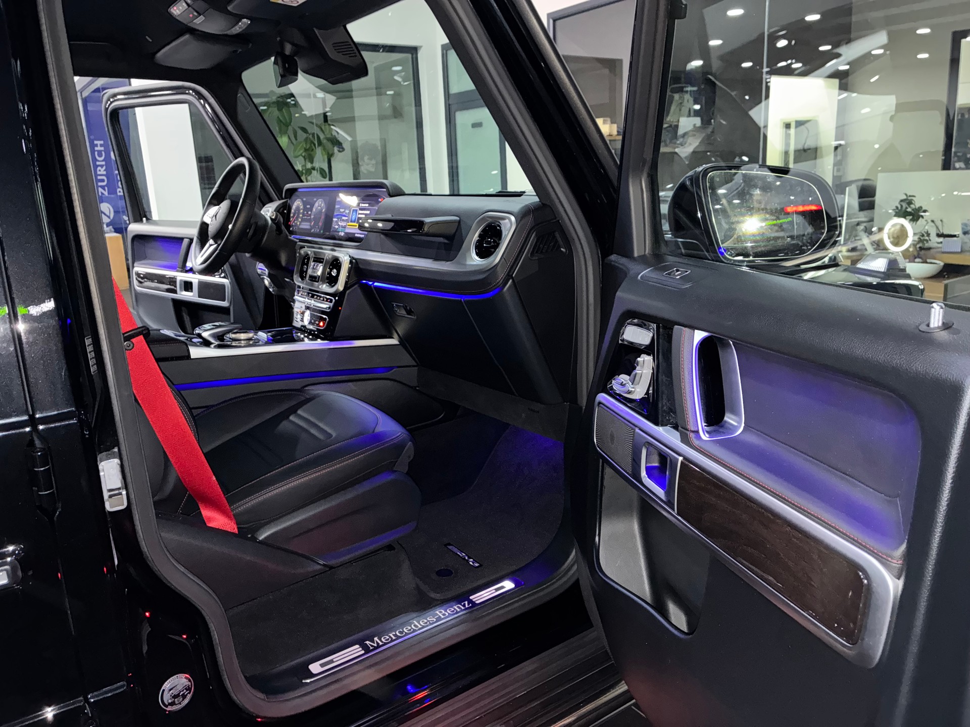 MERCEDES-BENZ G 500 AMG Line 9G-Tronic-image-9
