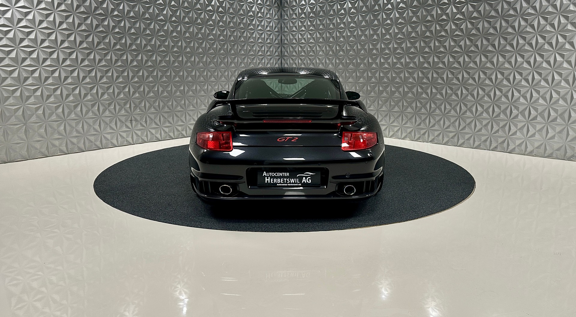 PORSCHE 911 GT2-image-5