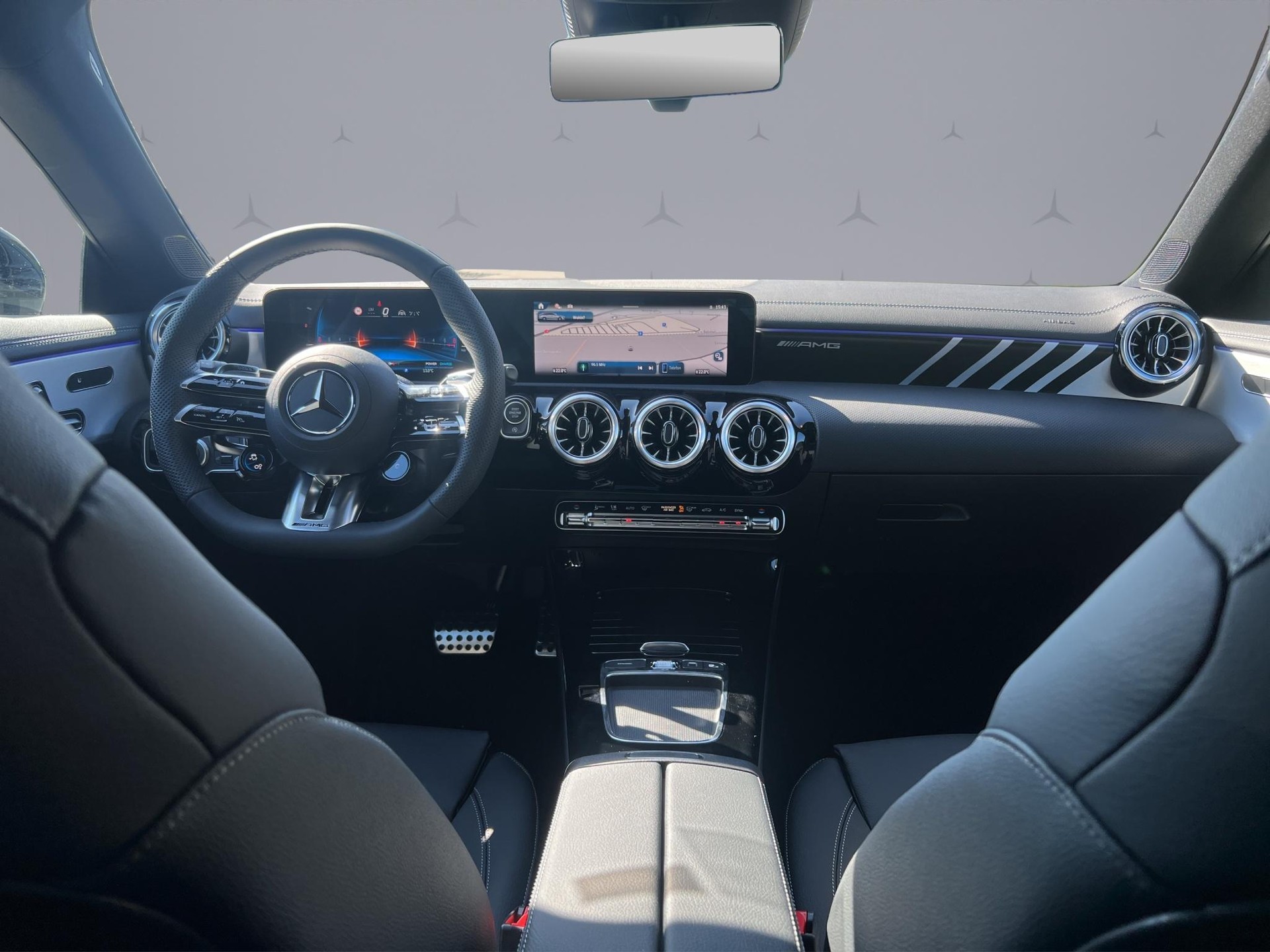 MERCEDES-BENZ CLA 35 AMG 4matic Shooting Brake-image-9