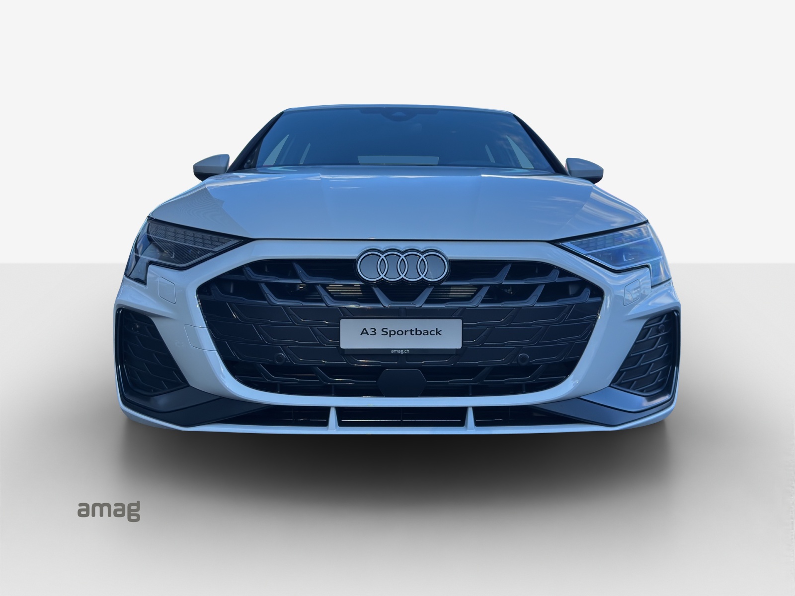 AUDI A3 Sportback TFSI 110 kW S line Attraction S tronic-image-6