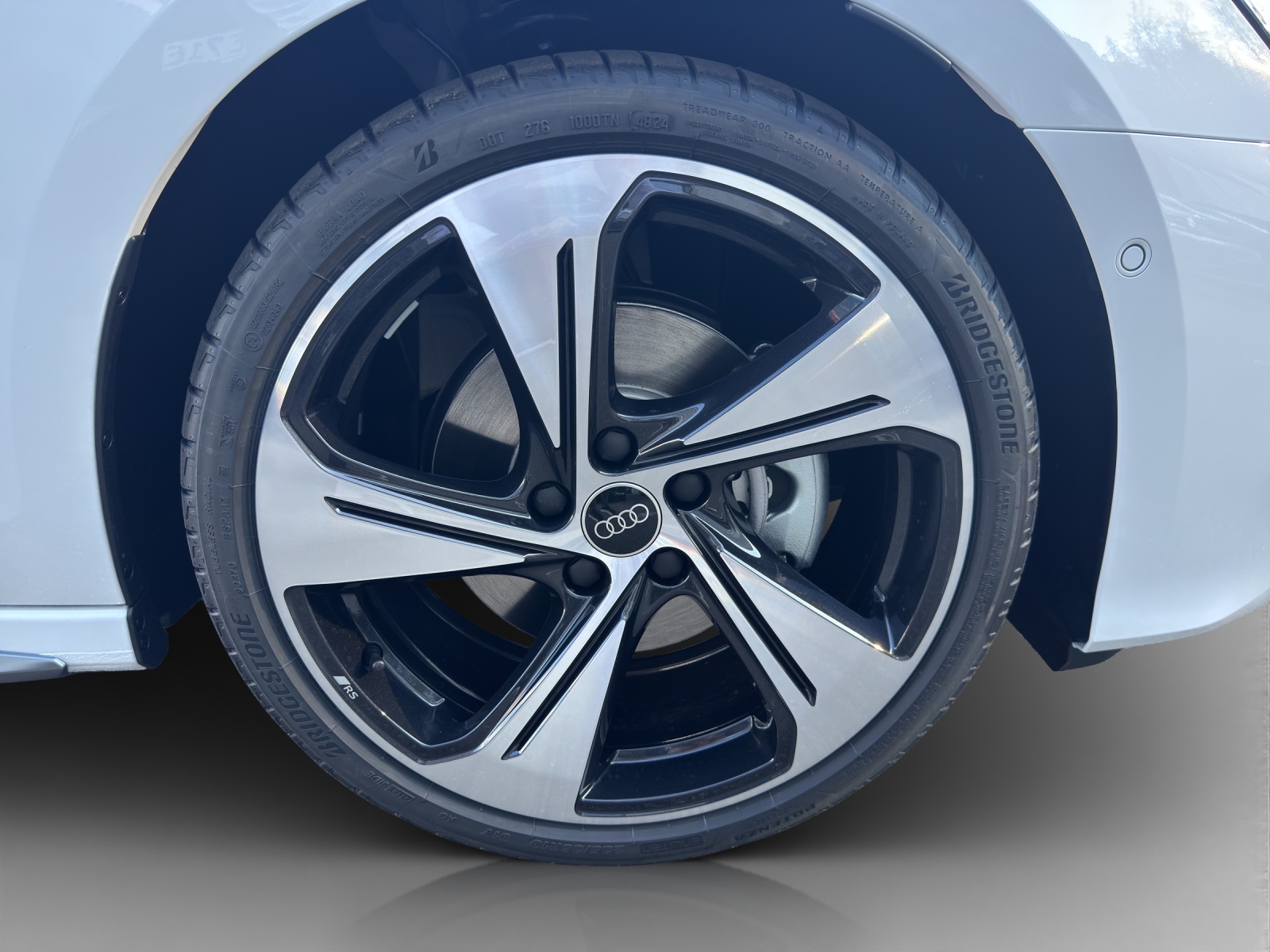 AUDI A3 Sportback TFSI 110 kW S line Attraction S tronic-image-13