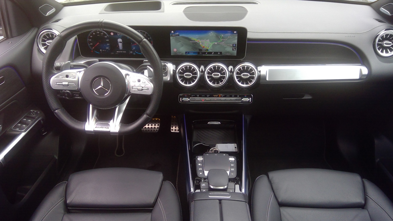 MERCEDES-BENZ GLB 35 AMG 4Matic 8G-Tronic-image-3