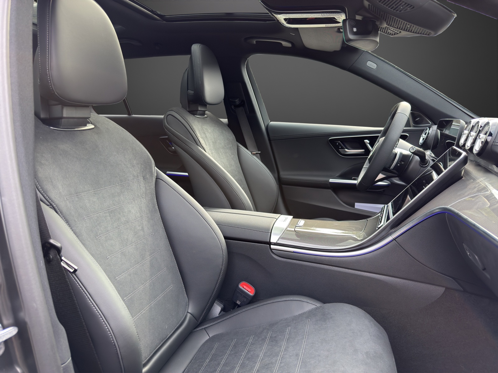 MERCEDES-BENZ C 220 d T 4 Matic Swiss Star-image-11