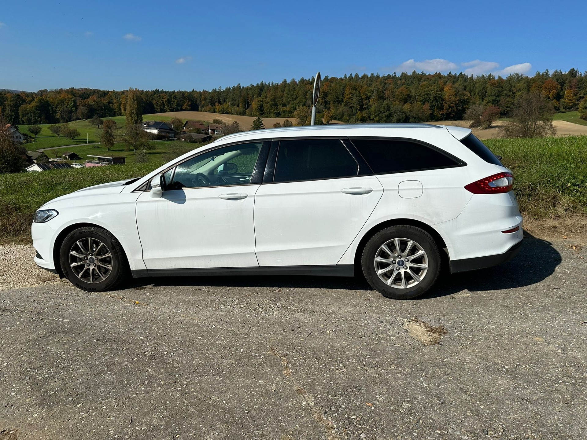 FORD Mondeo 2.0 TDCi Trend PowerShift-image-0