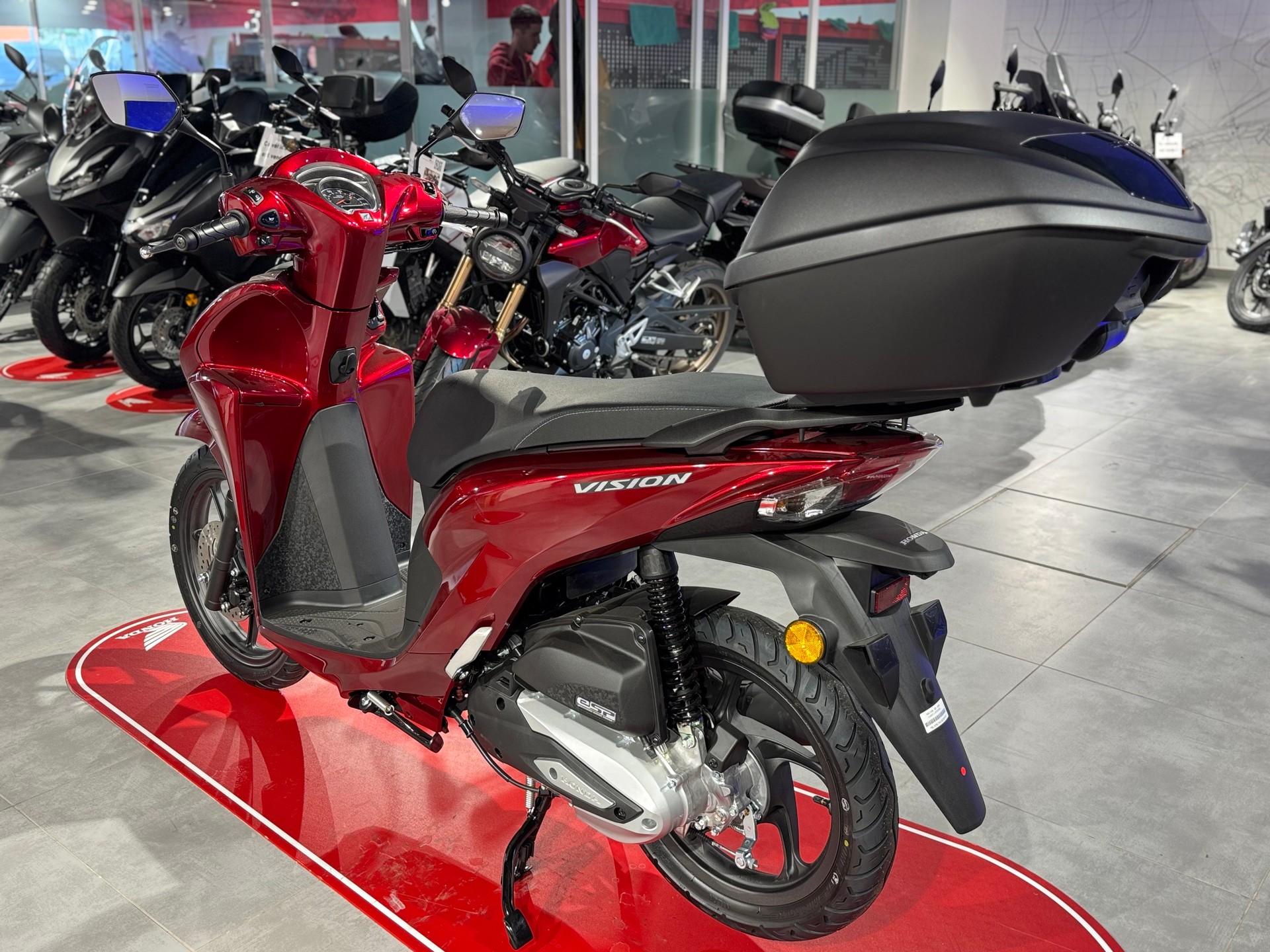 HONDA NSC Vision 110-showroom-element-3
