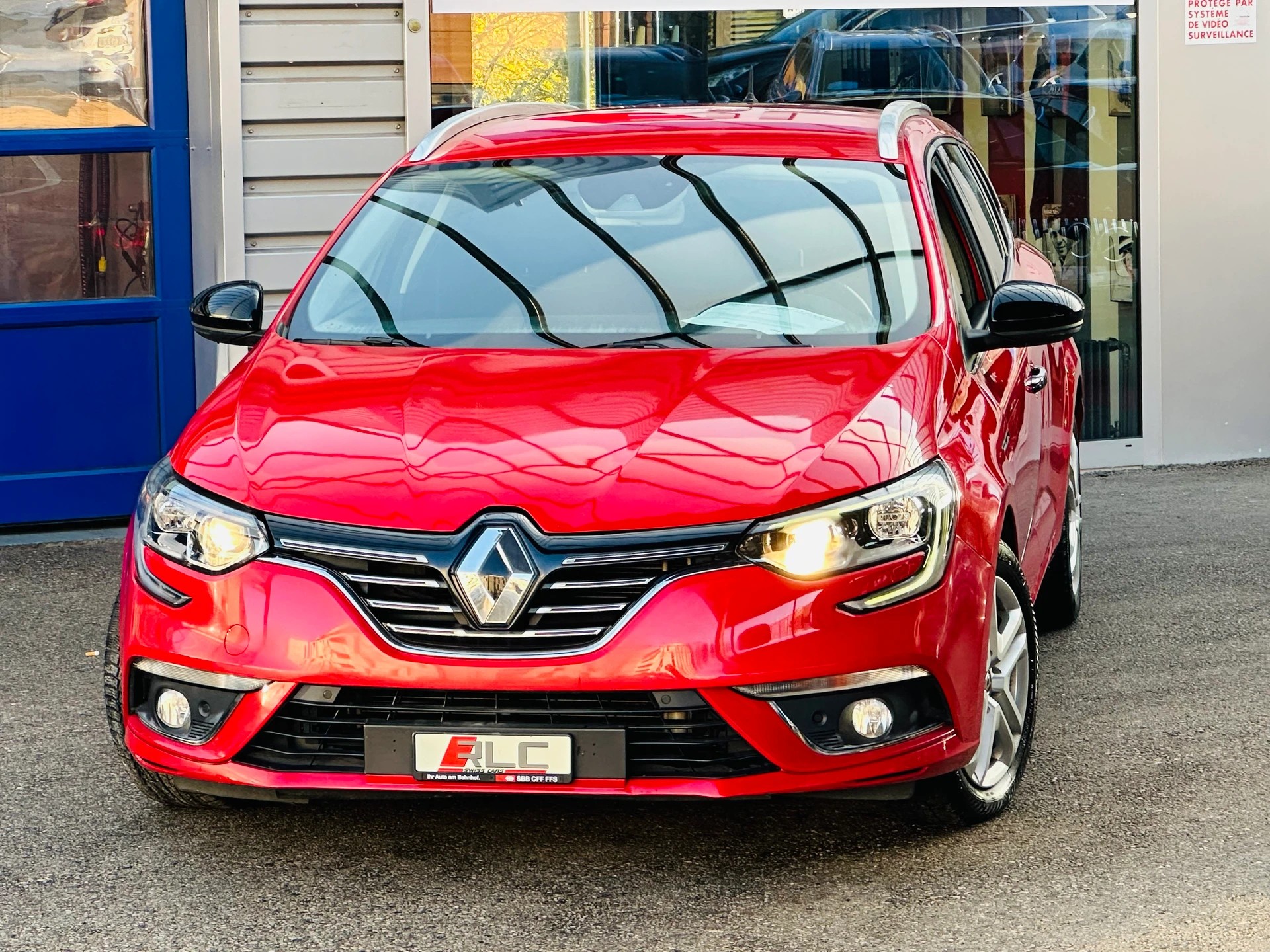 RENAULT Mégane Grandtour 1.5 dCi Business EDC-image-4