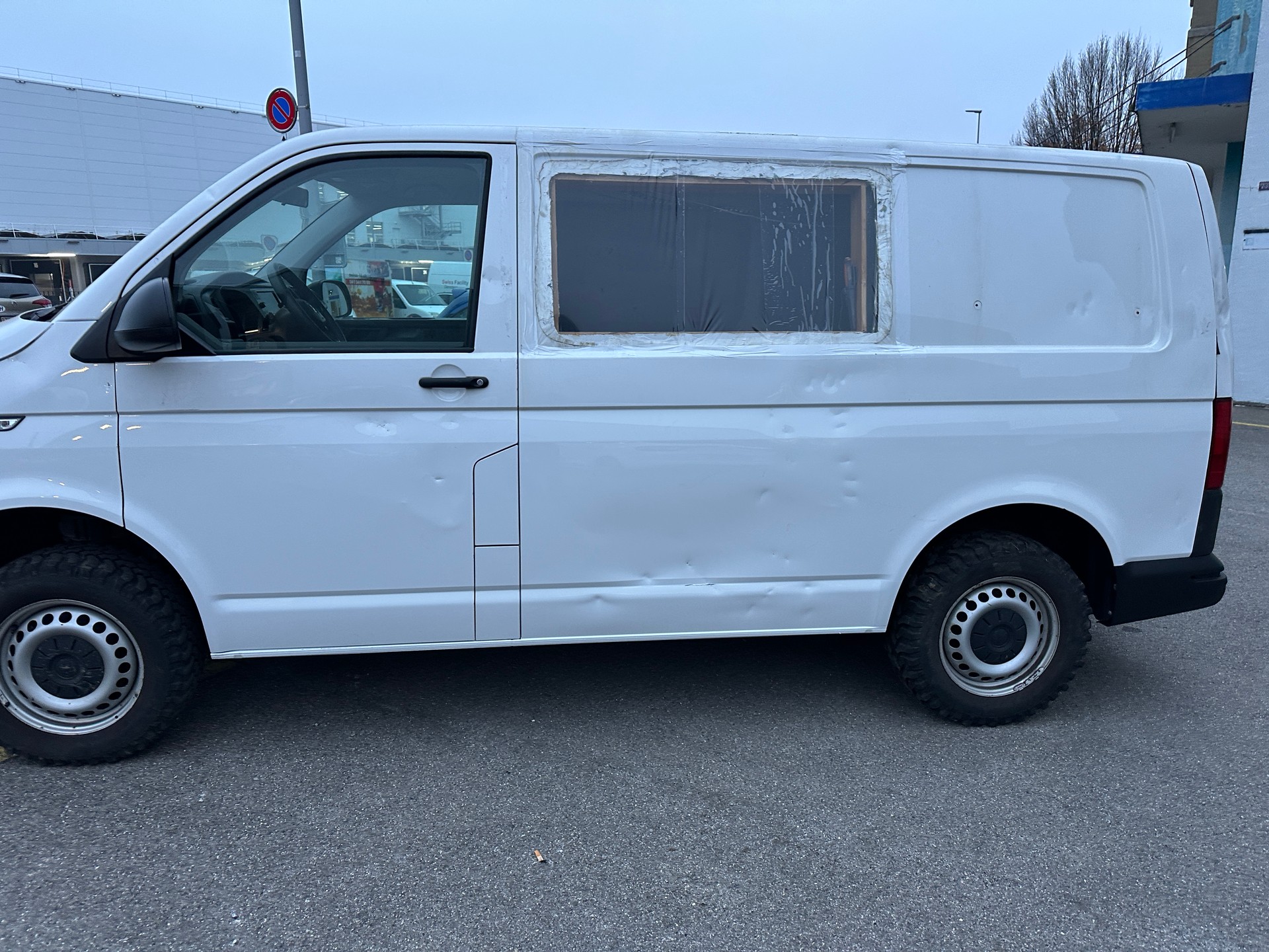 VW T6.1 2.0 TDI-image-3