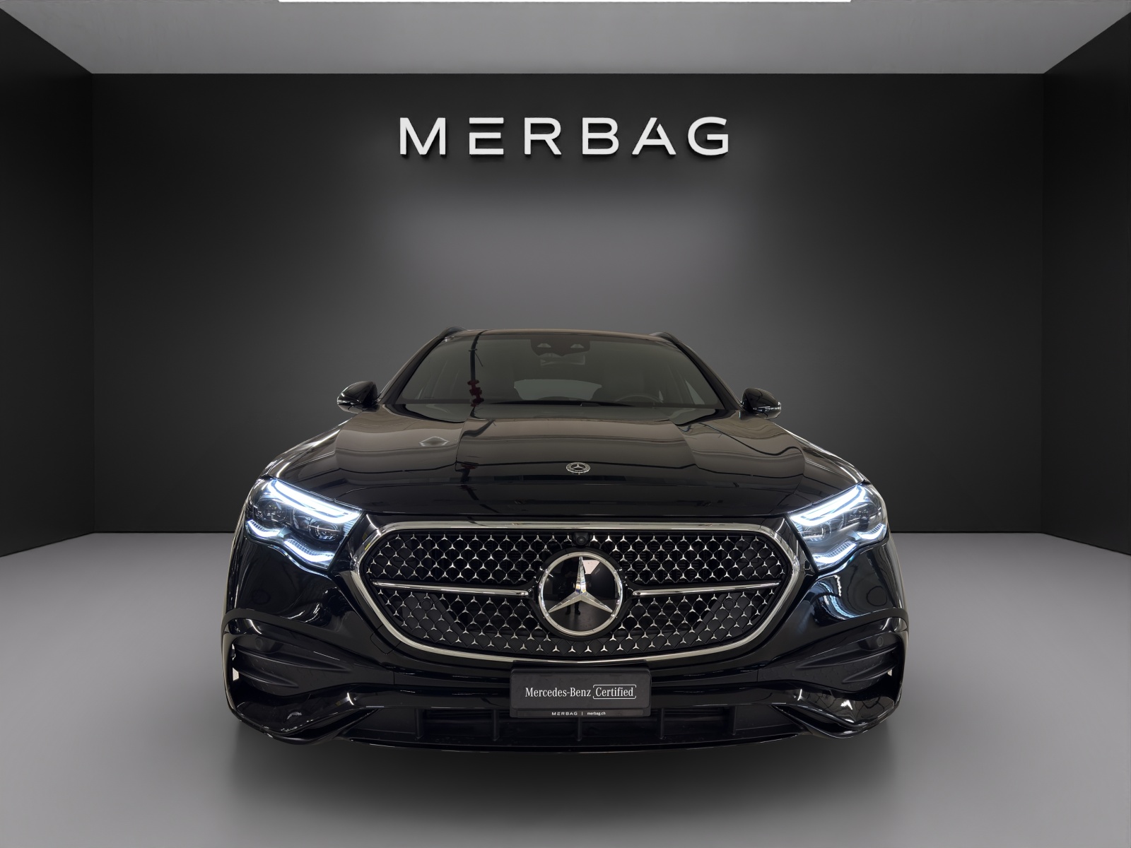 MERCEDES-BENZ E 200 T 9G-Tronic 4Matic-image-1
