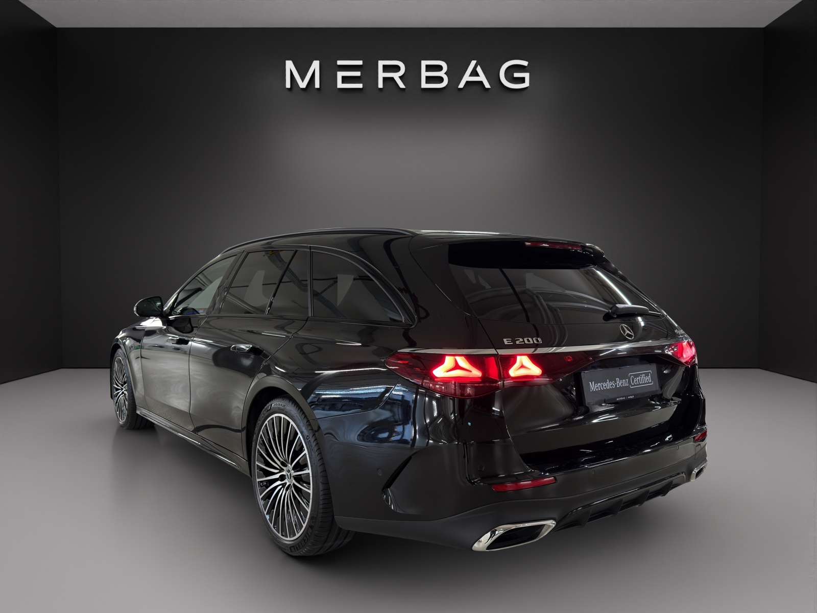 MERCEDES-BENZ E 200 T 9G-Tronic 4Matic-image-7