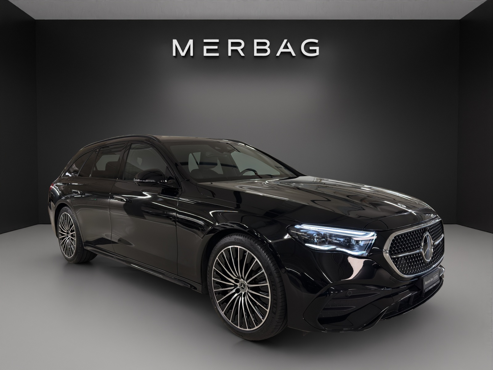 MERCEDES-BENZ E 200 T 9G-Tronic 4Matic-image-0