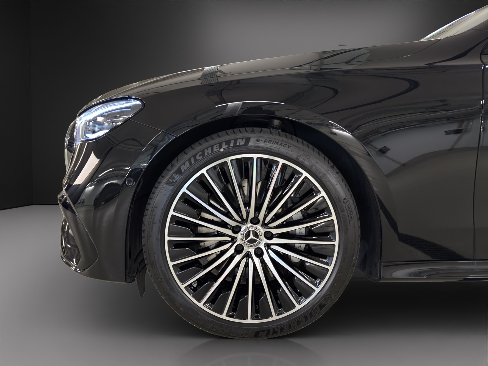 MERCEDES-BENZ E 200 T 9G-Tronic 4Matic-image-14