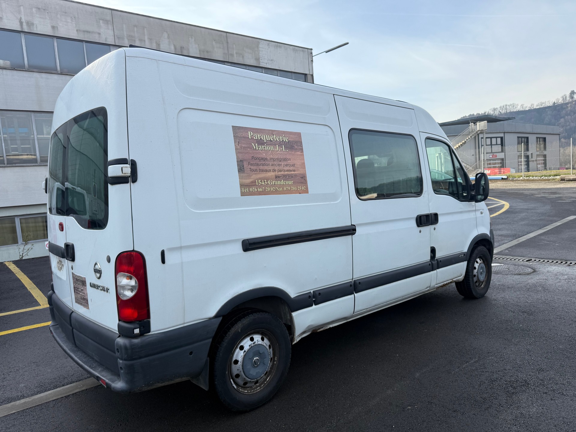 NISSAN Interstar 35 2.5 dCi-image-8
