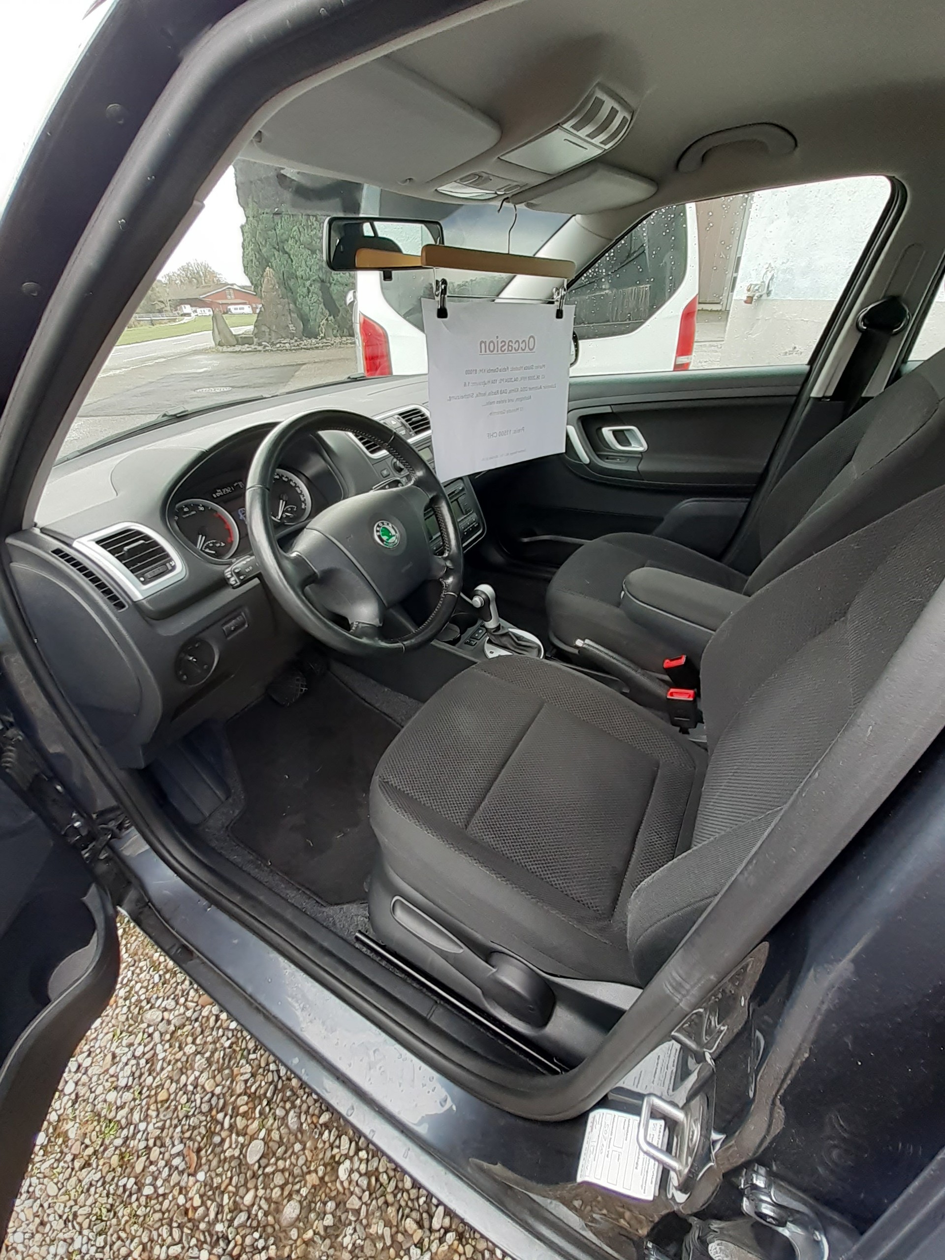 SKODA Fabia 1.6 Classic Tiptronic-image-3