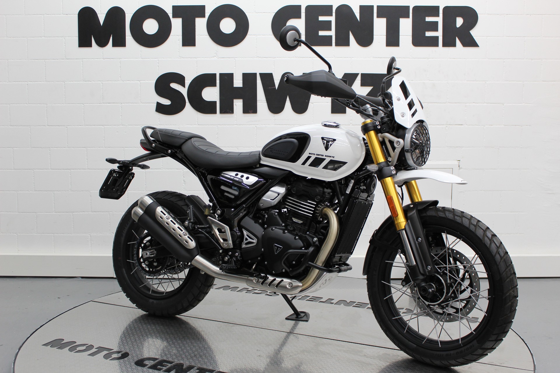 TRIUMPH Scrambler 400 XC-showroom-element-1