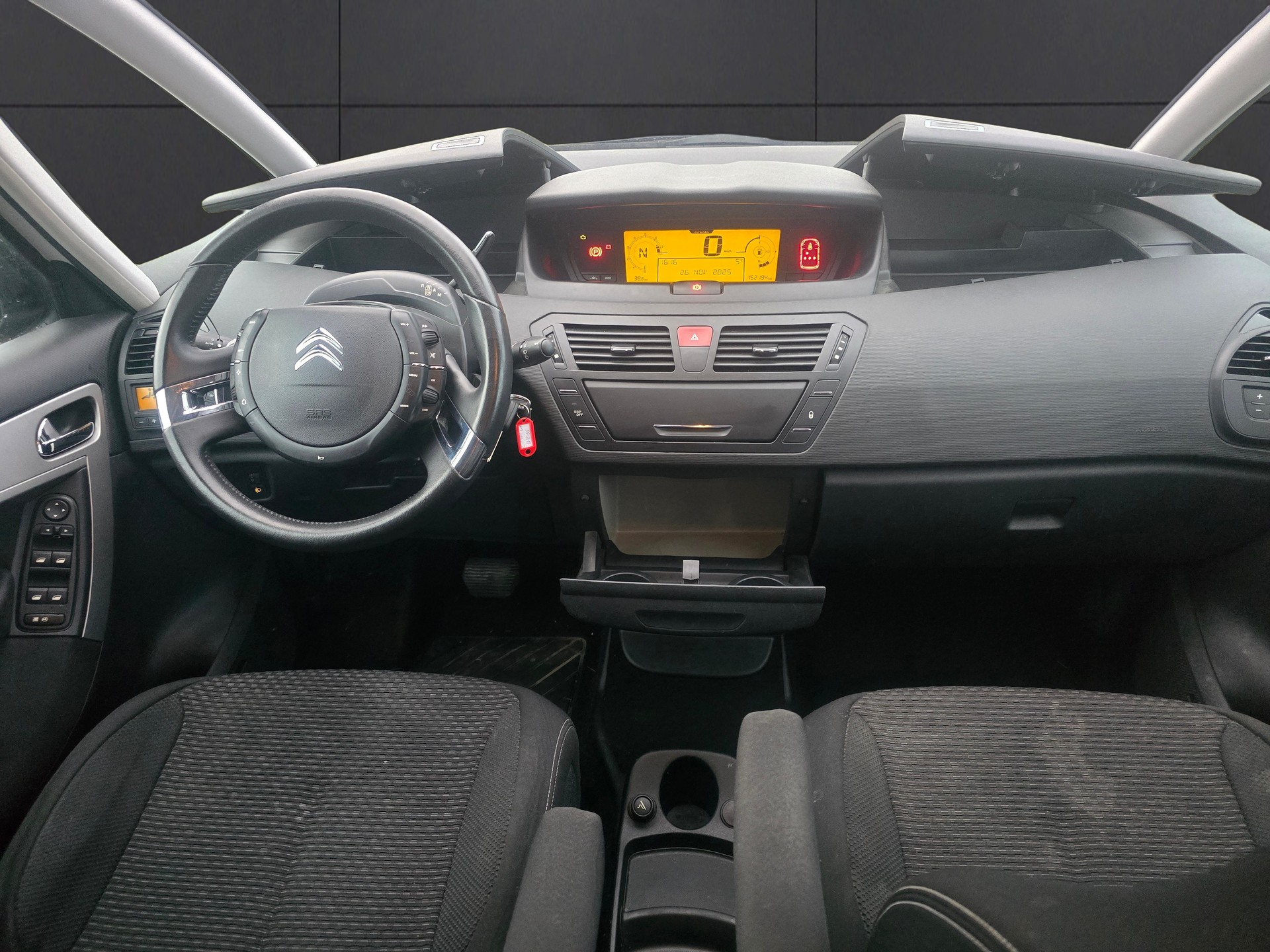 CITROEN Grand C4 Picasso 1.6i 16V Turbo Exclusive+ BMP6-image-13