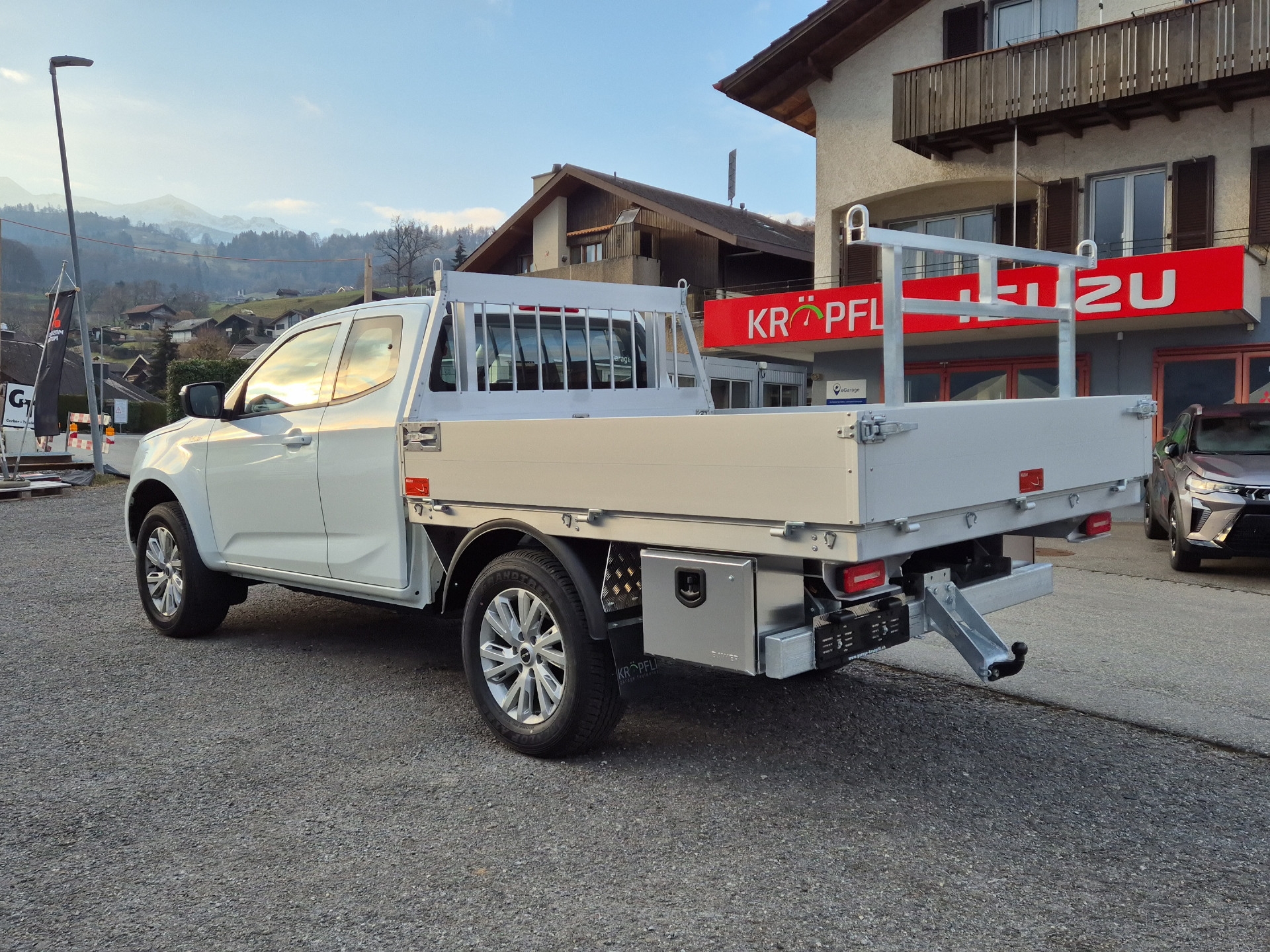 ISUZU D-MAX 1.9 SpaceCab N60BB+ 4x4 AT-image-8