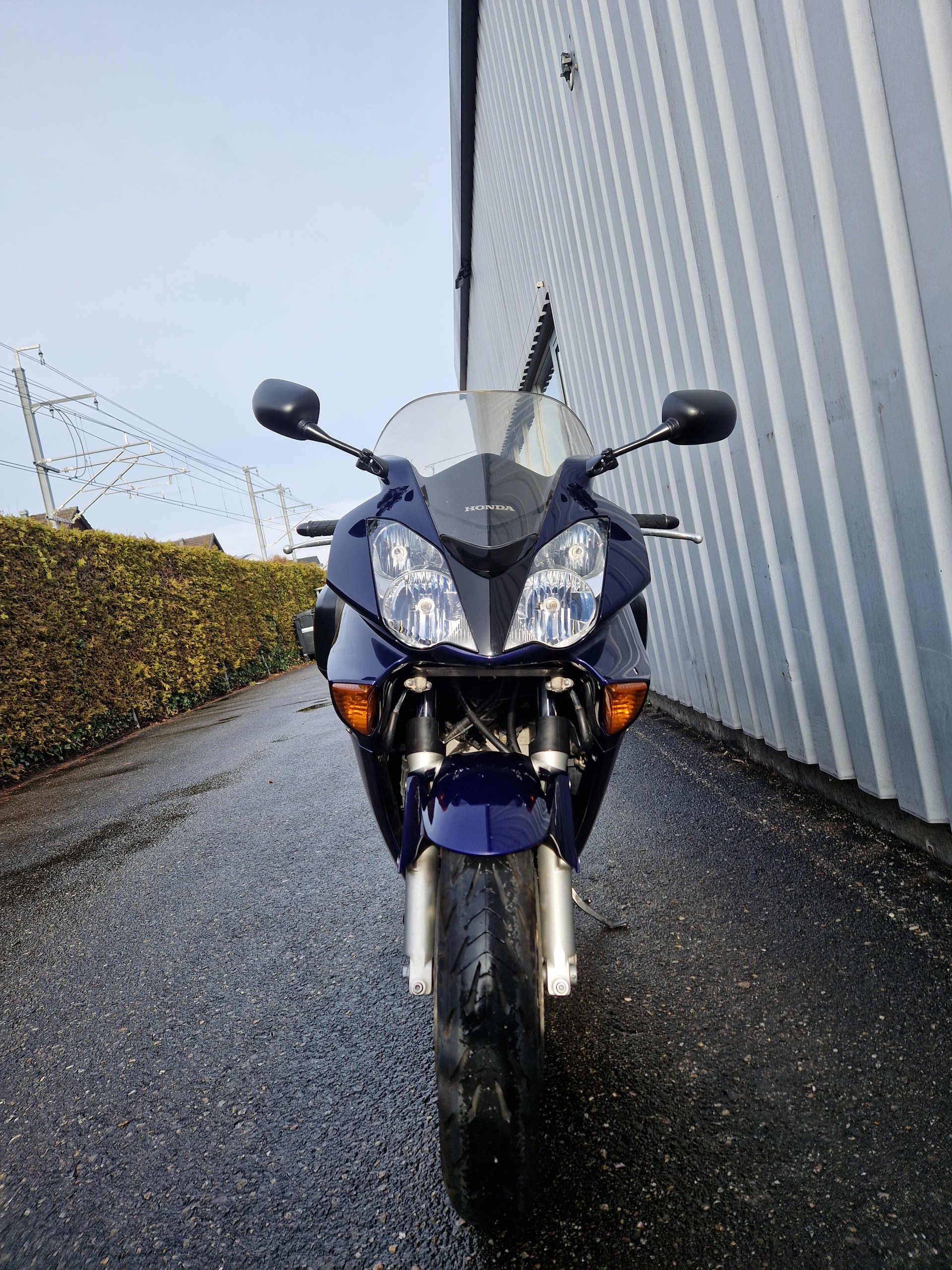 HONDA VFR 800 FI ABS KUNDENAUFTRAG-showroom-element-2