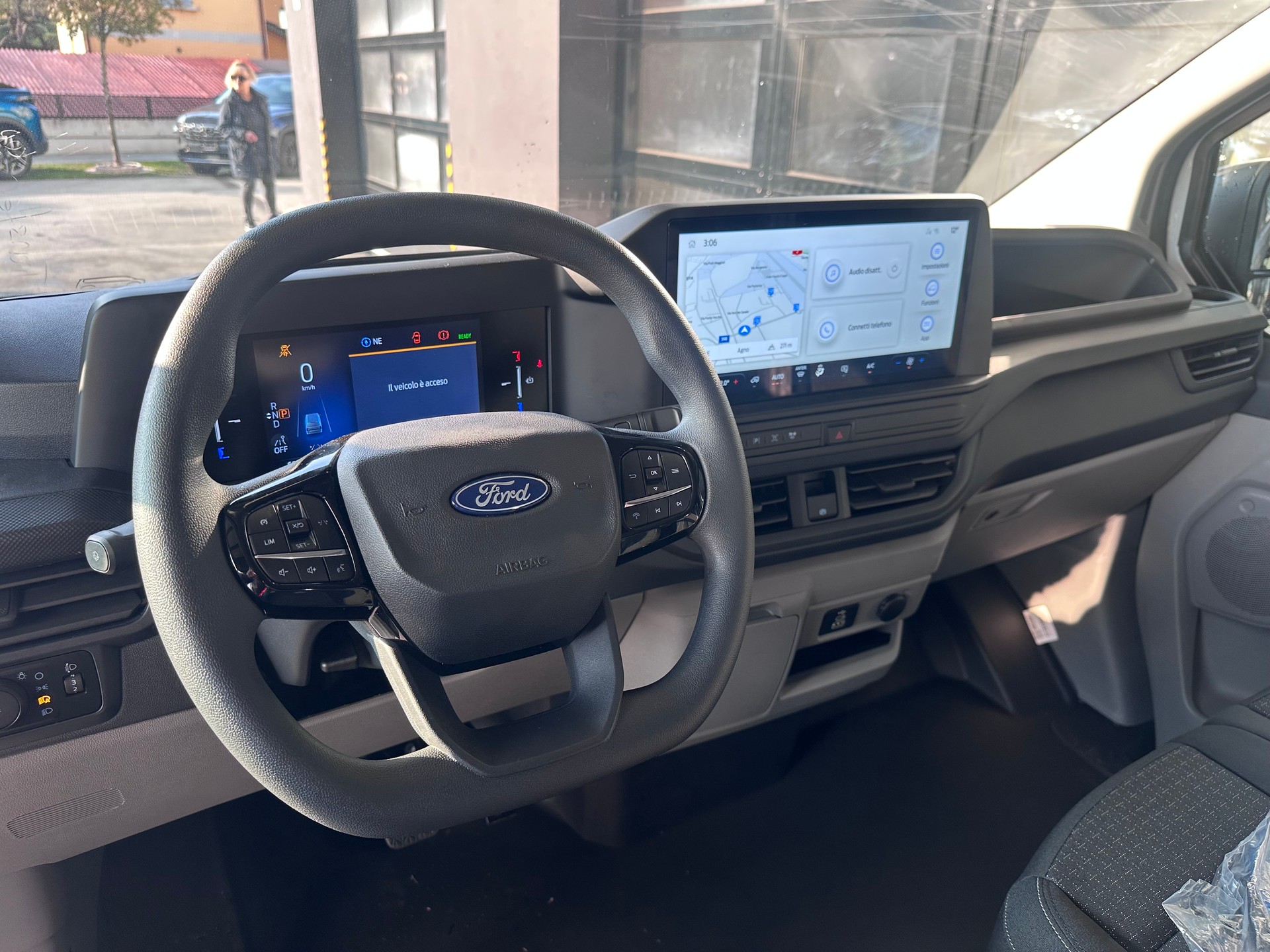 FORD TRANSIT e-CUSTOM TREND L2-image-5