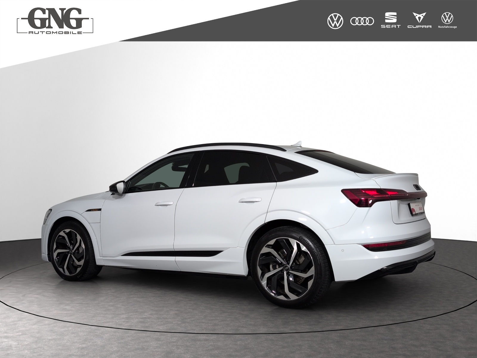 AUDI e-tron 55 Sportback S Line Black Edition quattro-image-1
