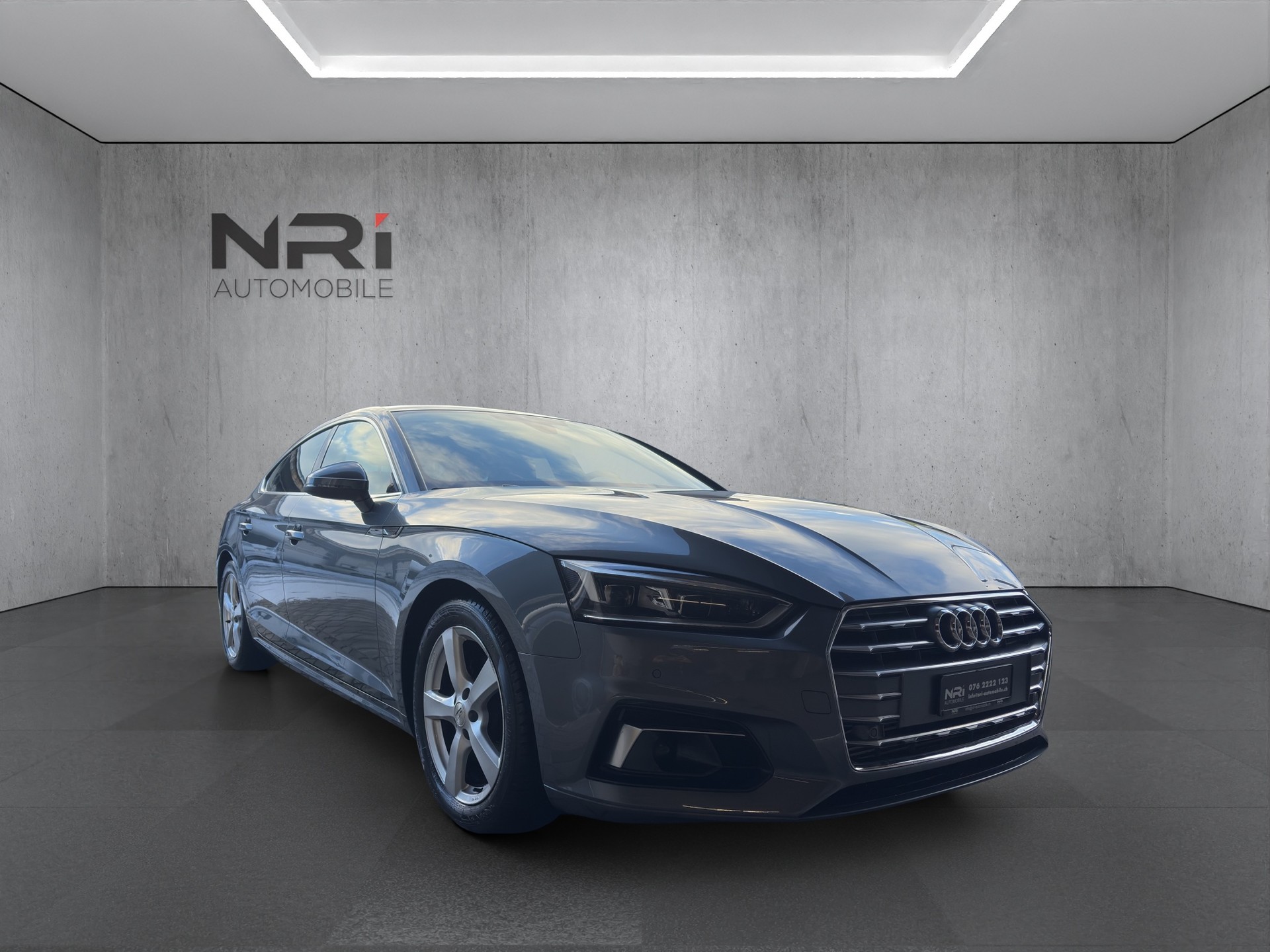 AUDI A5 Sportback 2.0 40 TFSI Sport S-Tronic-showroom-element-2