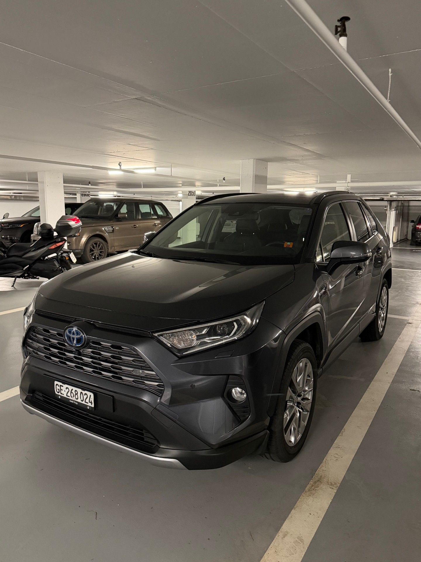 TOYOTA RAV-4 2.5 HSD Premium e-CVT 4WD-image-2