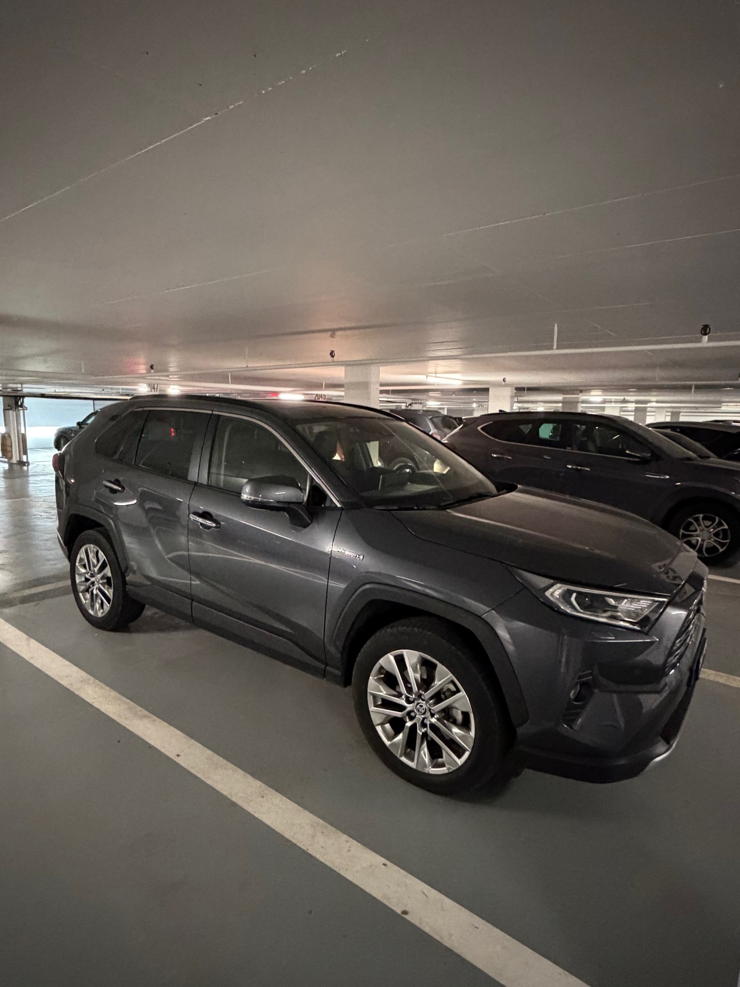 TOYOTA RAV-4 2.5 HSD Premium e-CVT 4WD-image-1