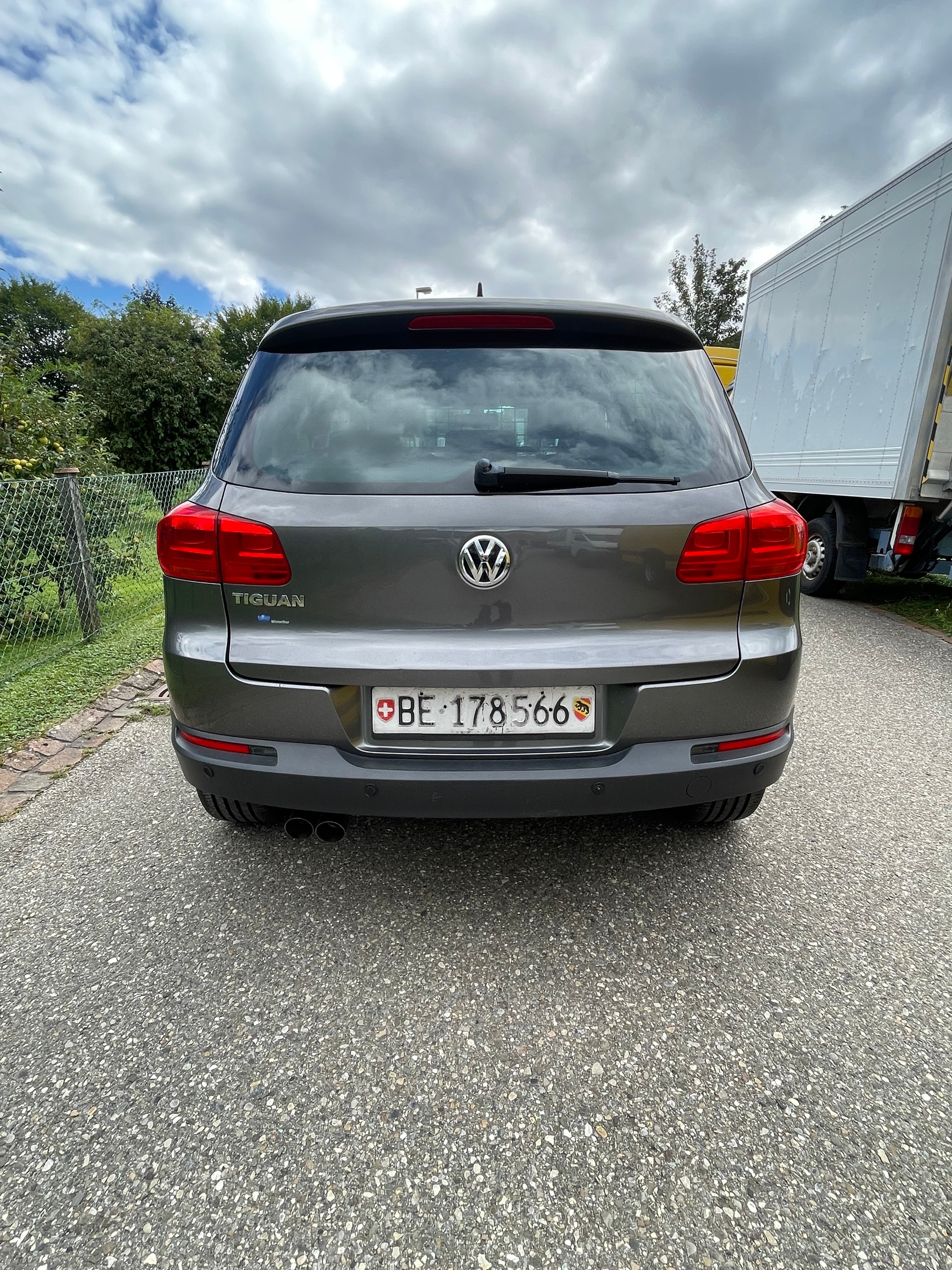 VW Tiguan 2.0 TDI BlueMotion Sport&Style 4Motion-image-6