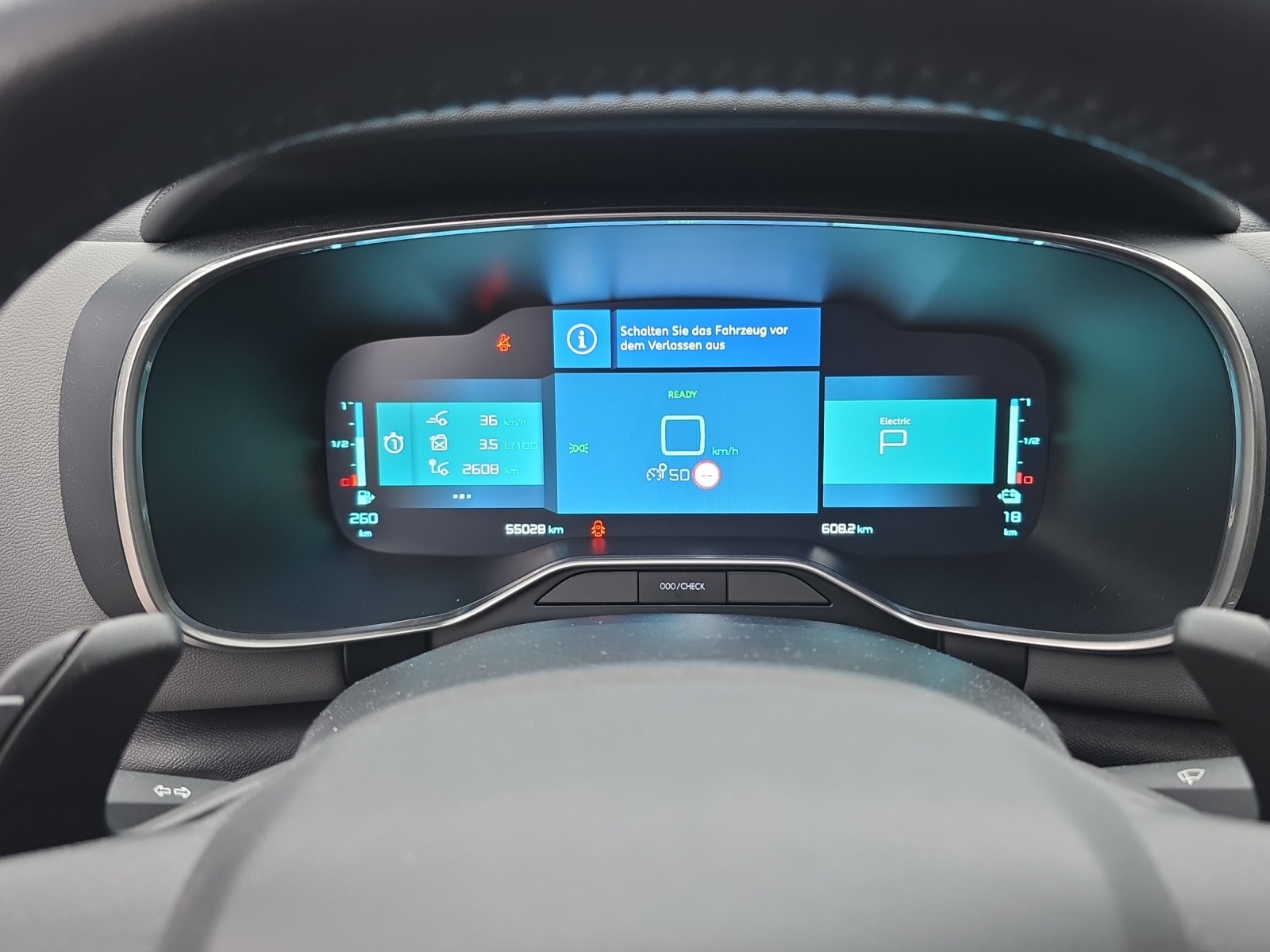 CITROEN C5 Aircross 1.6 Plug-in Hybrid Shine-image-14